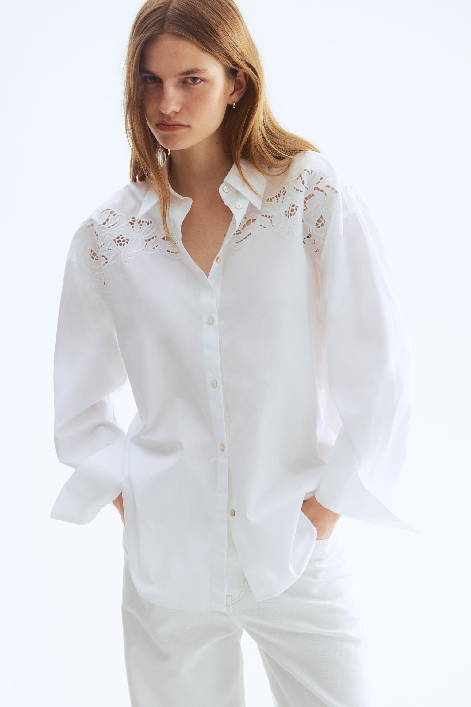 Бавовняна сорочка з ажурною вишивкою - Білий - 1