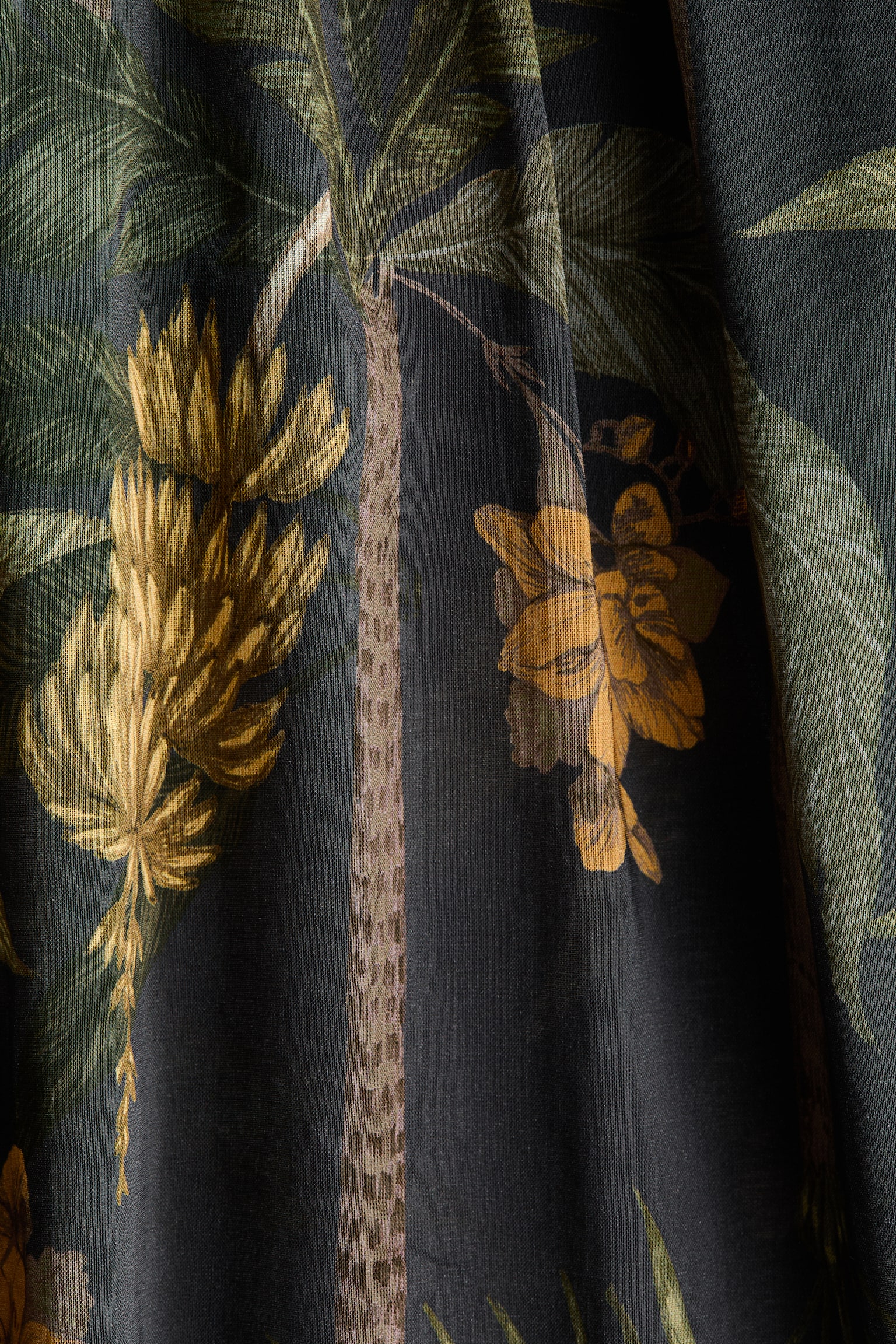 חצאית מתערובת ויסקוזה Loose Fit - שחור/צמחים - 3