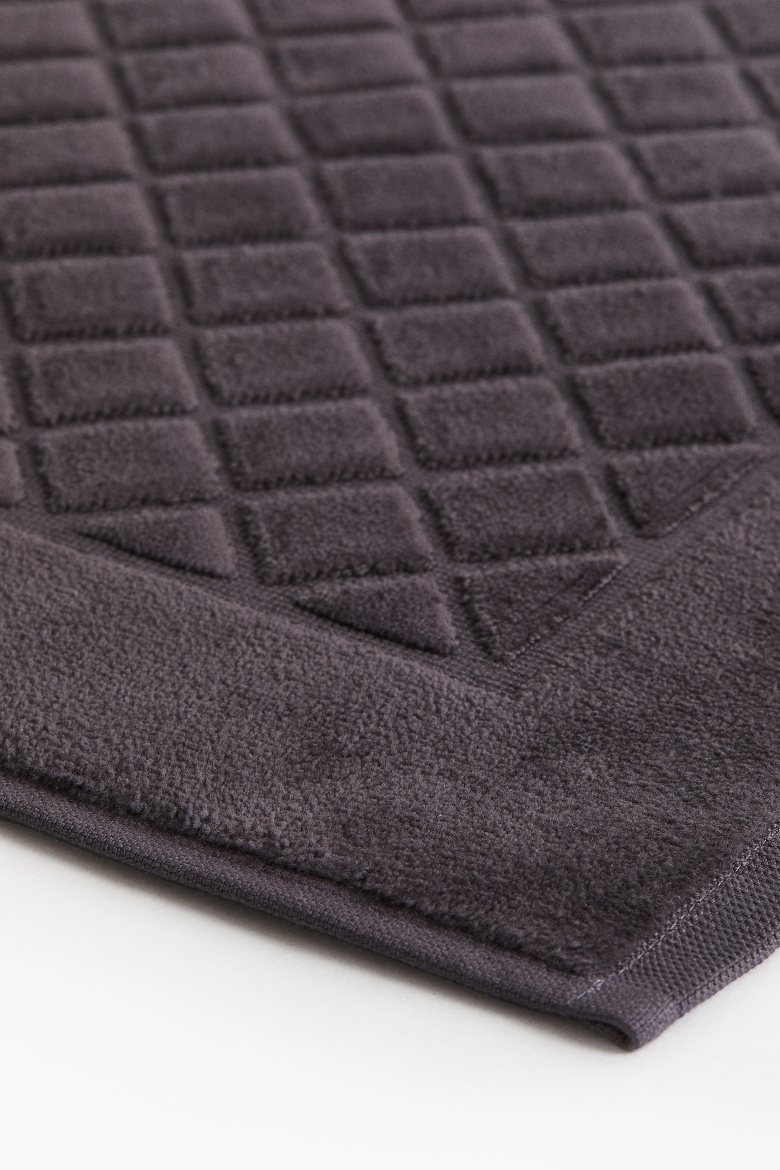 Velour bath mat - Dark grey/Light dusty pink/Light beige/Black - 2