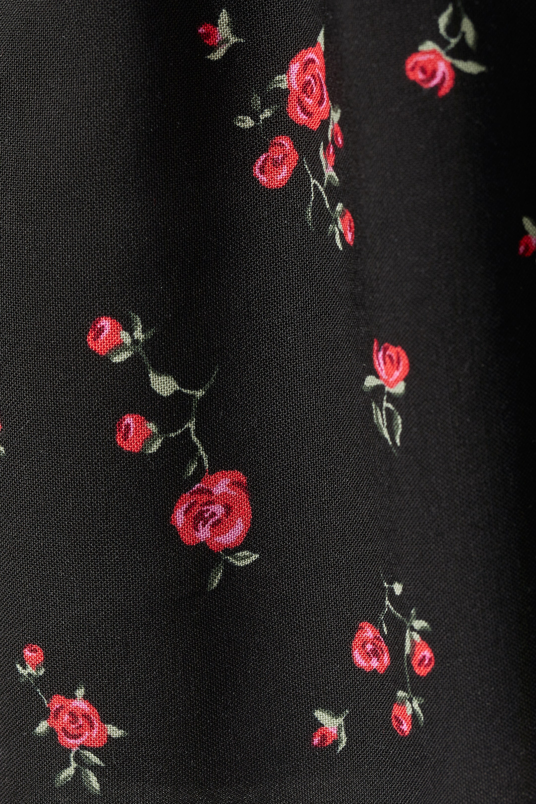 Zobrazit větší obrázek: Halenka peplum - Černá/květinový vzor - ŽENY | H&M CZ 2