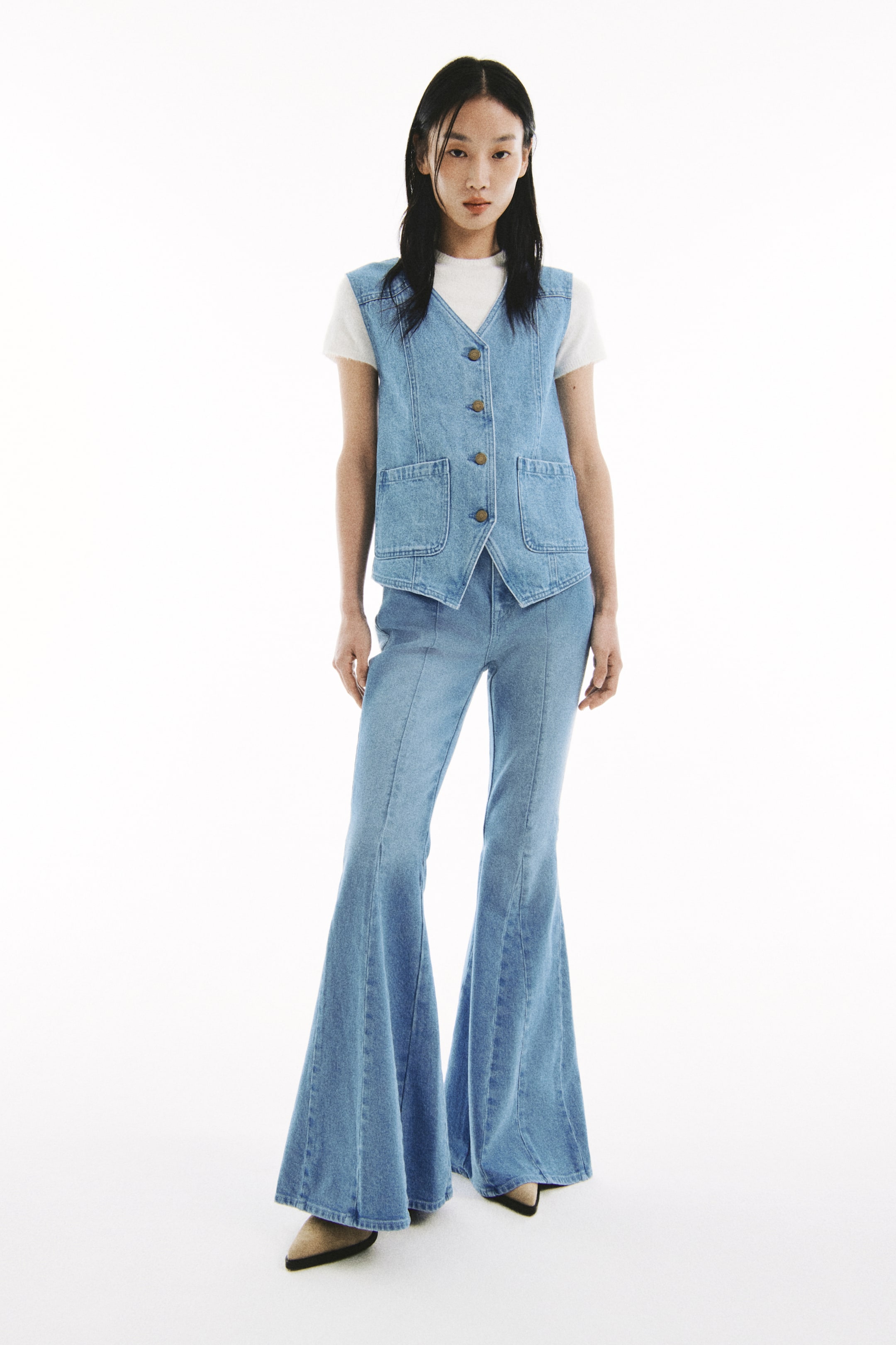 Xem ảnh lớn hơn: Áo gi-lê denim - Màu xanh denim nhạt - Ladies | H&M VN 1