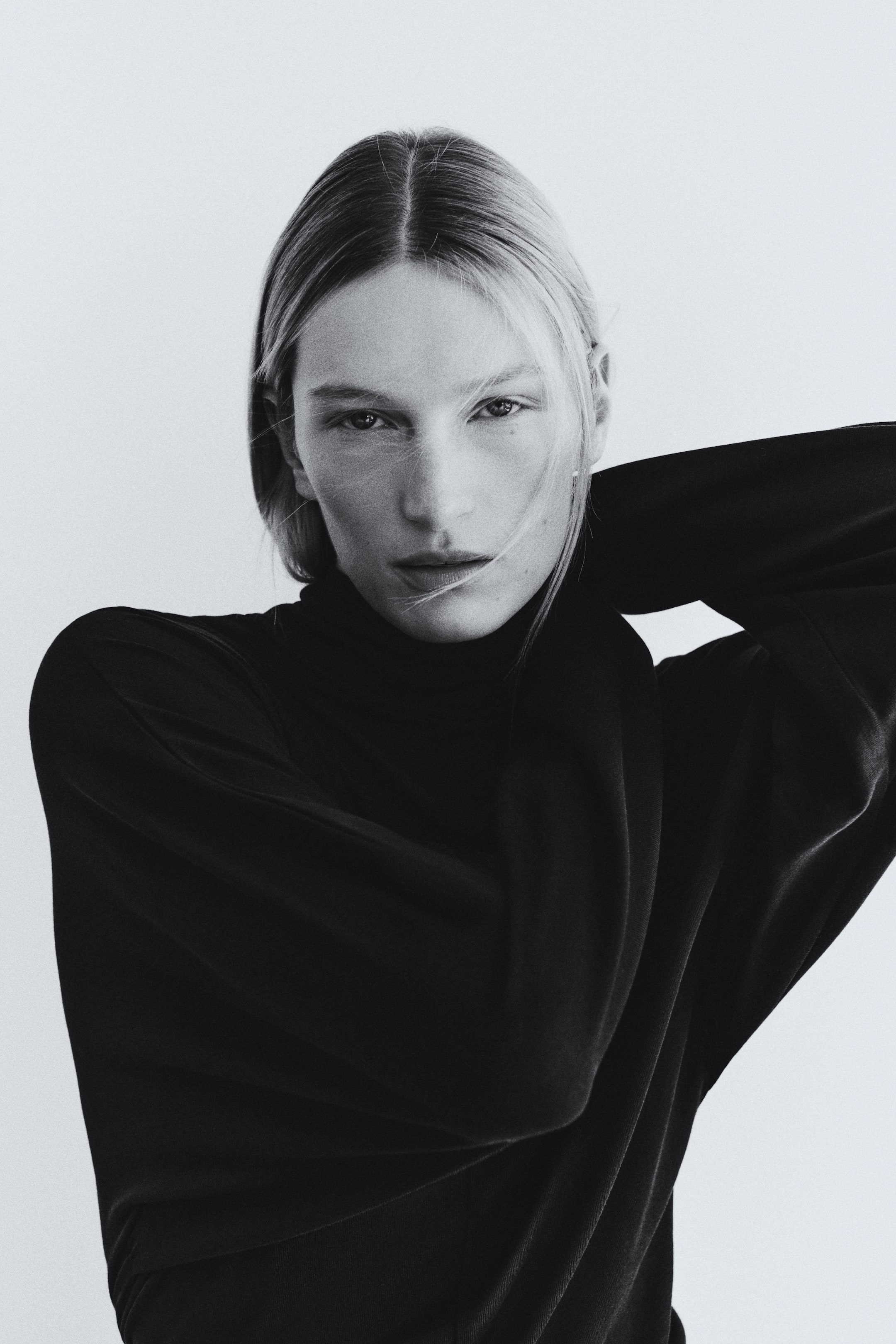 Batwing-Sleeved Mock Turtleneck Top