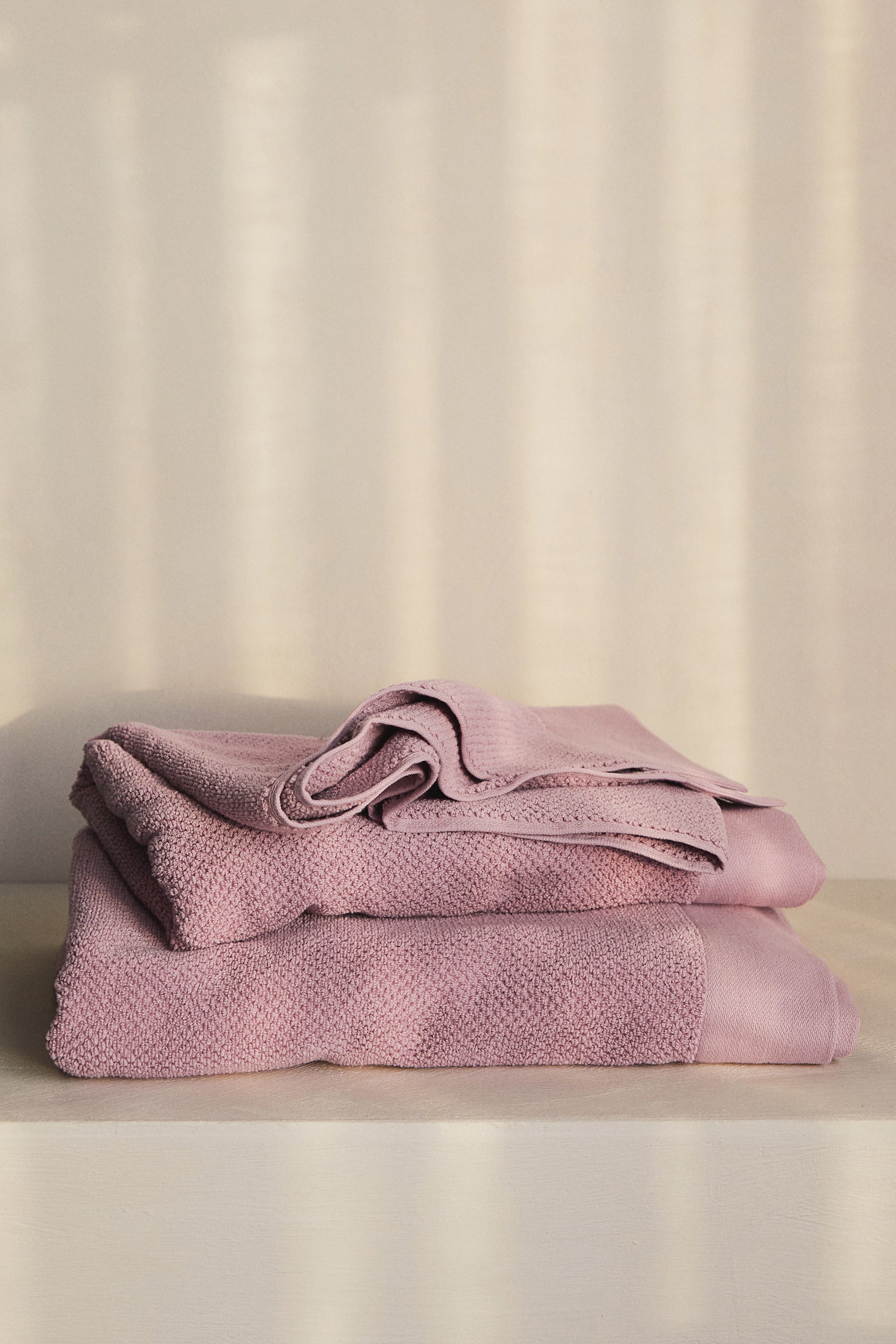 Cotton terry bath towel - Dusty pink/Light grey/Sage green/Black/Light dusty blue/Light beige/Khaki green - 2