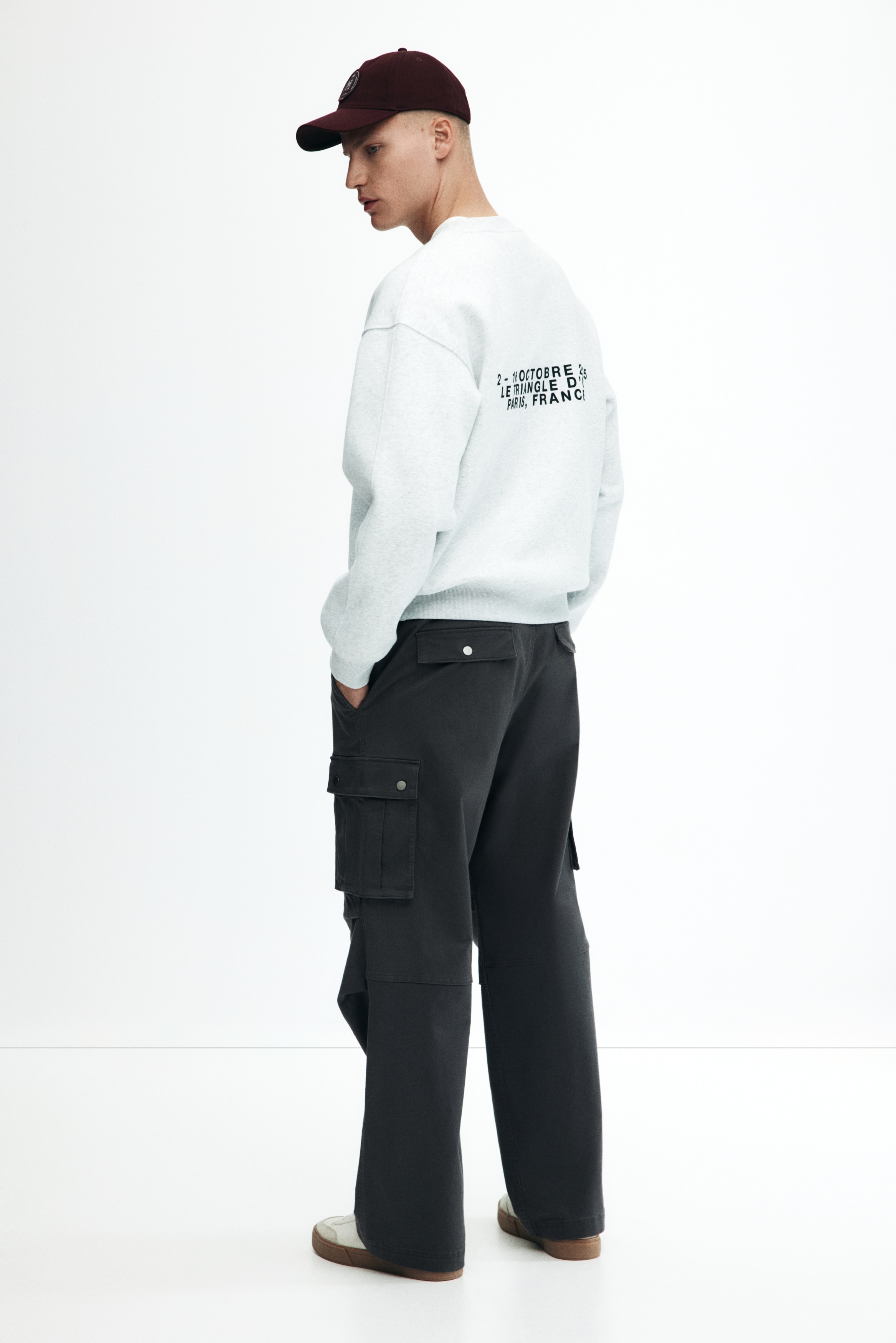 Loose Fit Cargo trousers