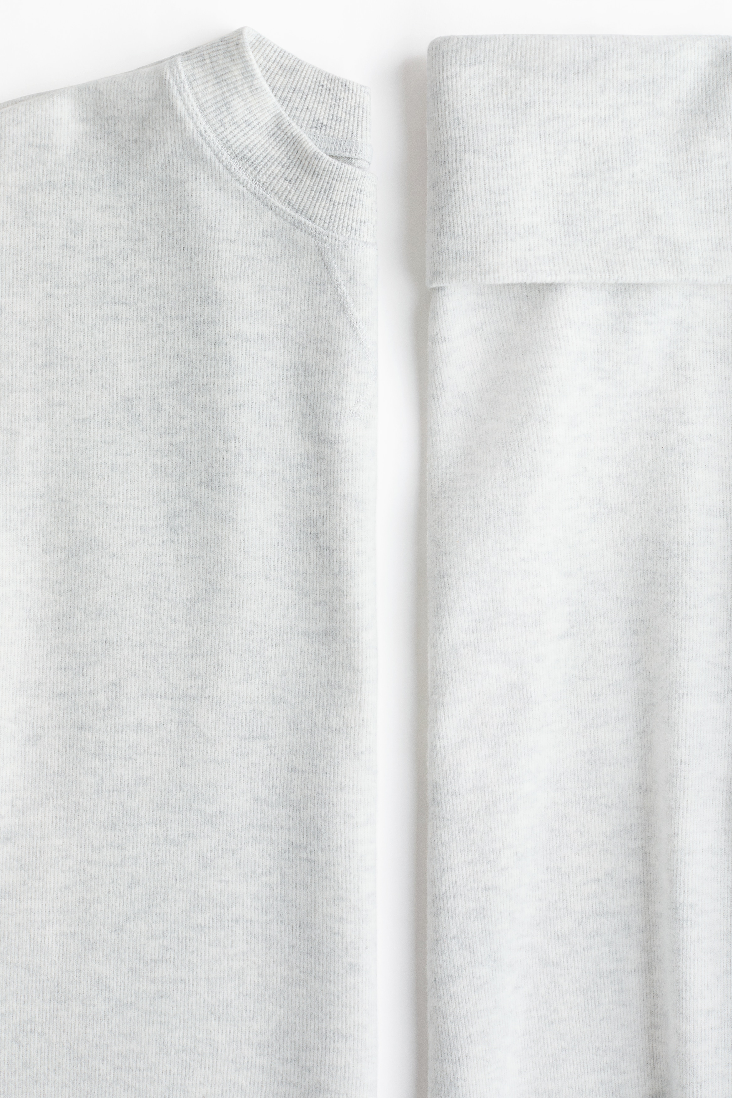 2-piece jersey top and trousers set