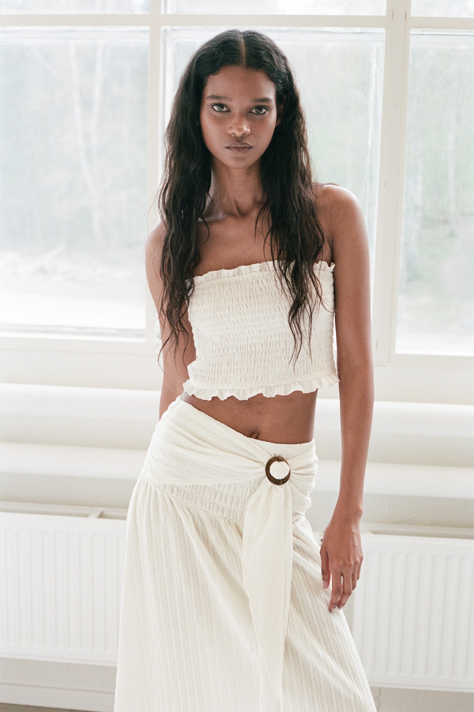 Женская юбка H&M Crinkled Tie-Belt, цвет: Кремовый — фото 3