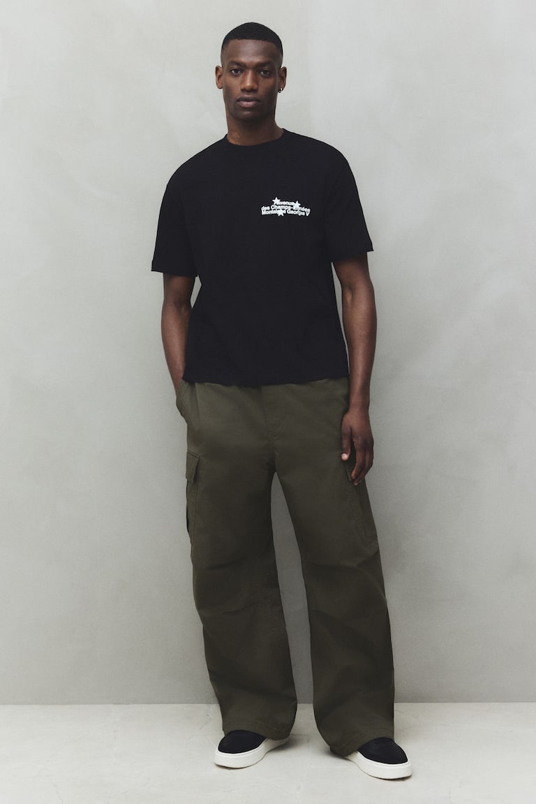 Loose Fit Cargo trousers Dark khaki green Men H&M IN