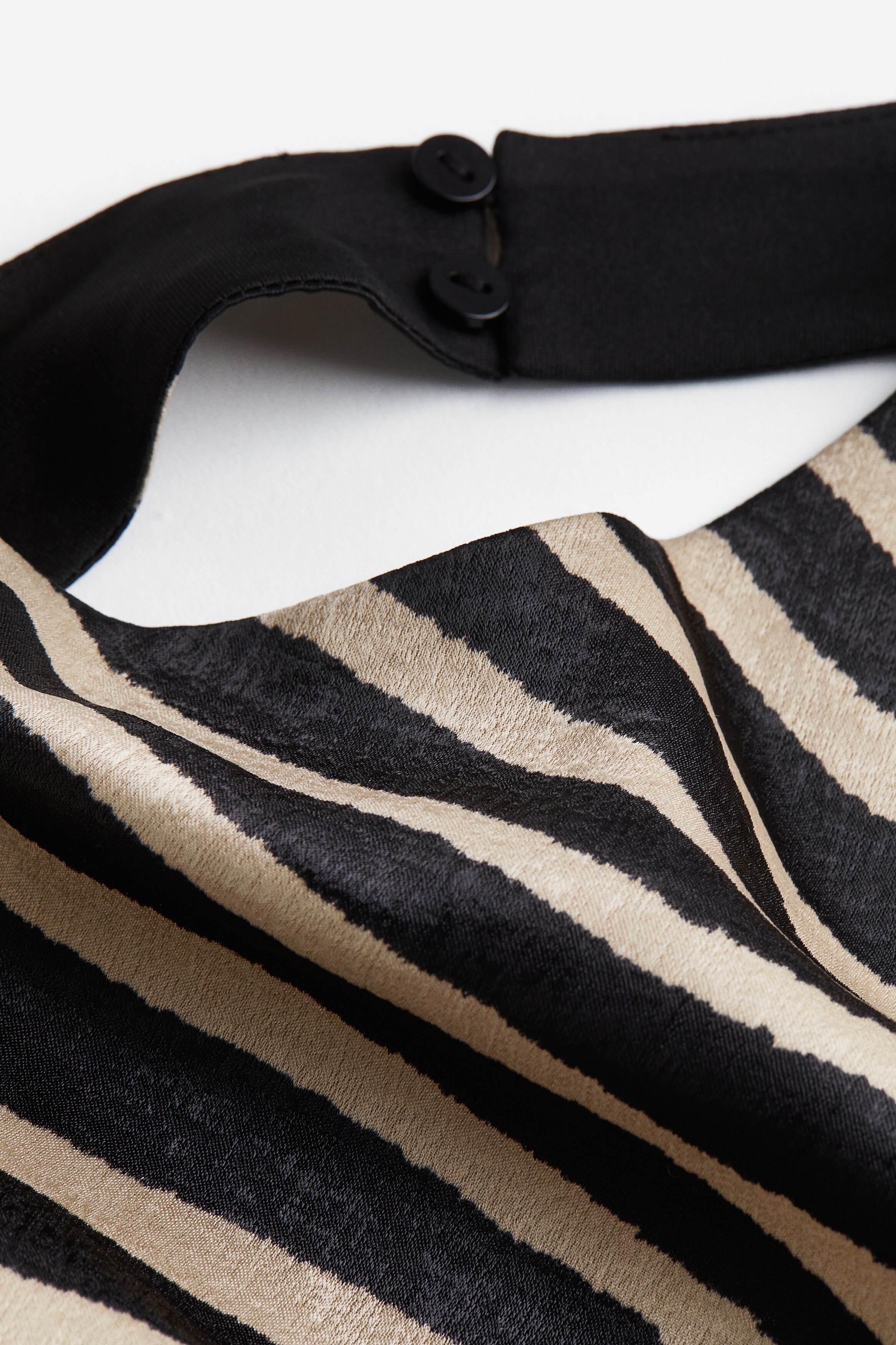 Top halter de satén Negro/Estampado de cebra MUJER H&M ES