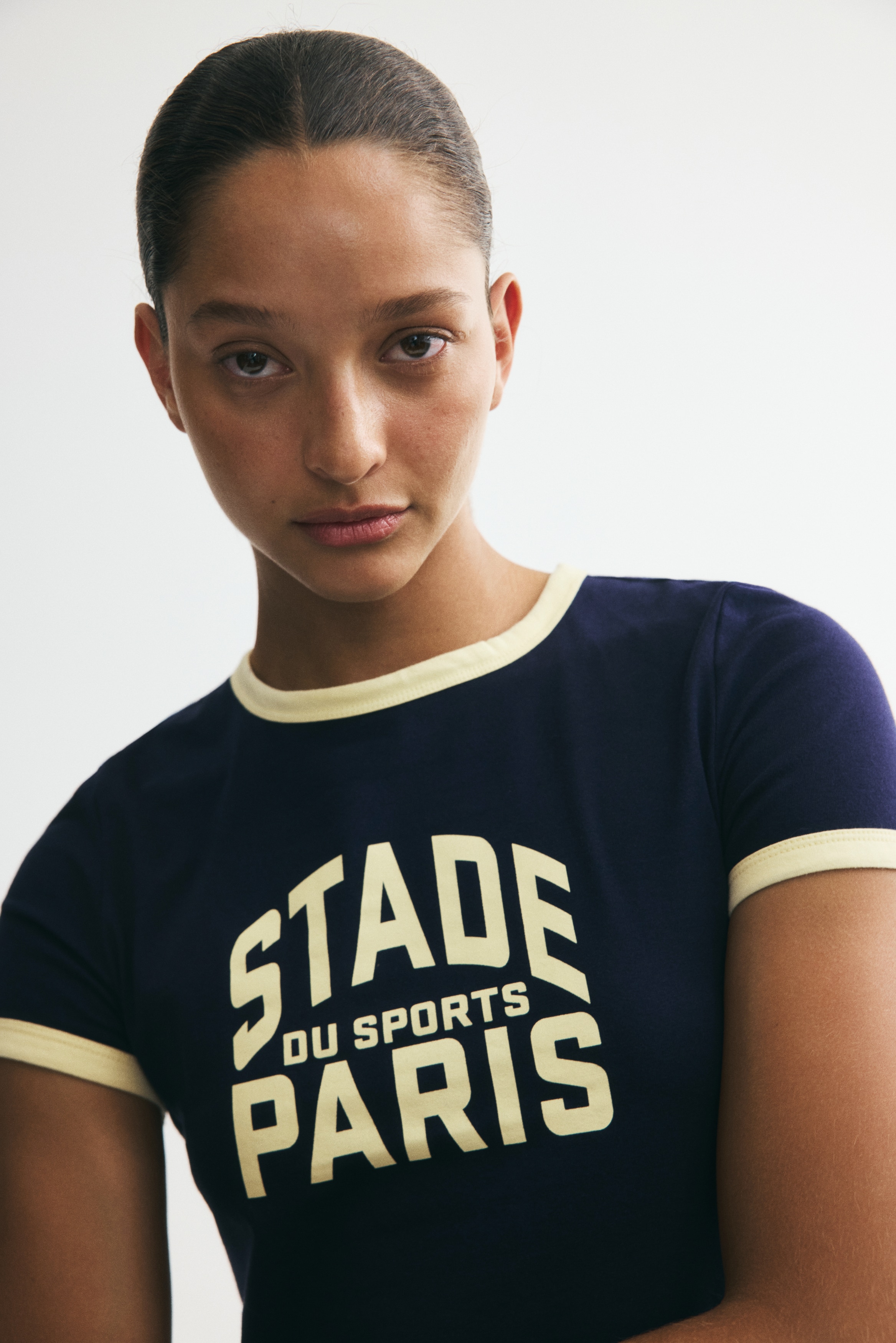 Áo thun ôm cotton - Màu xanh tím than/Stade Paris/Màu kem/Bơ/Xanh dương nhạt/Xanh dương đậm/Màu trắng/Caribe/Màu trắng/Golden Hour