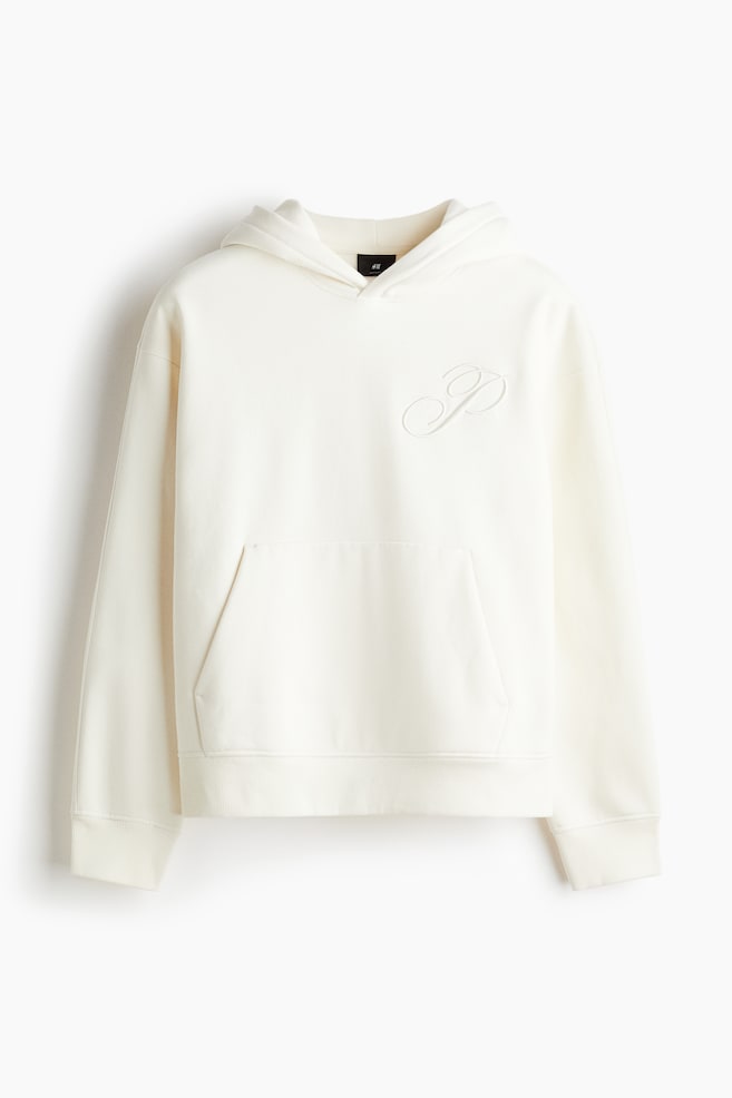 Hoodie in Loose Fit - Weiss/P/Weinrot/Paris - 1