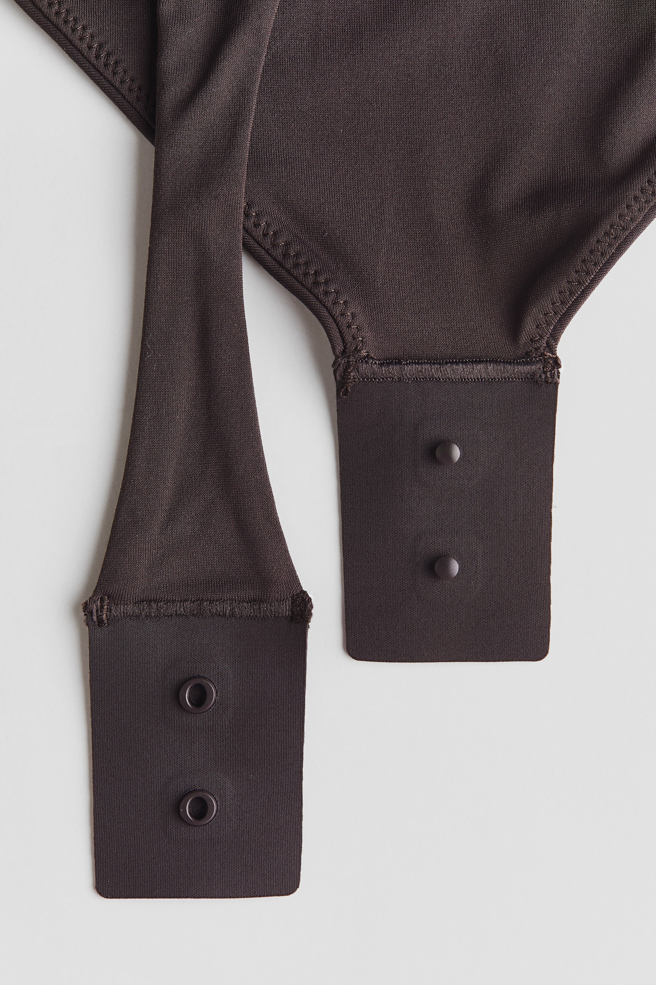 Sculpting Short-Sleeved Thong Bodysuit
