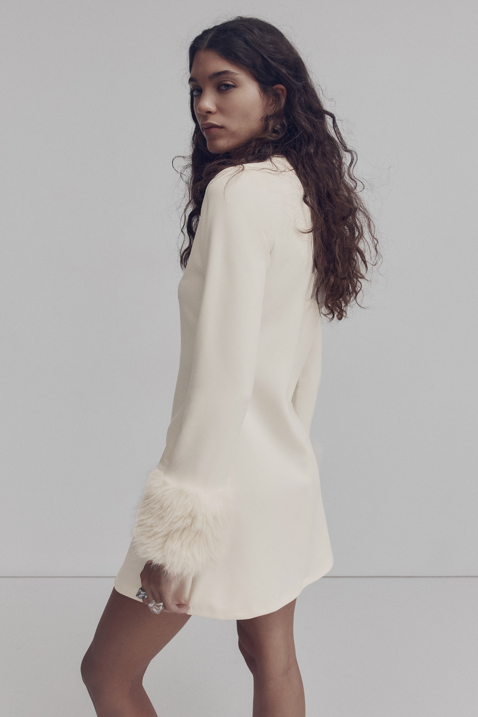 Šaty s dlhým rukávom - Krémová/Čierna - 5