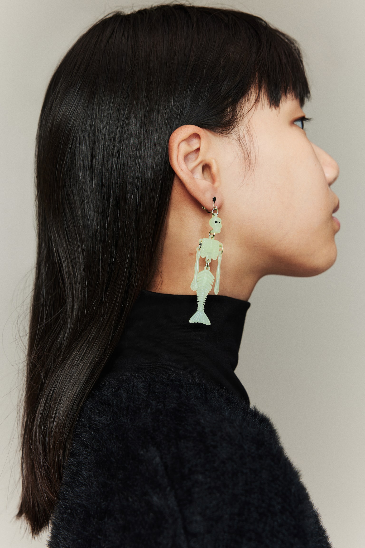 Skeleton clip earrings - Silver-coloured/Green - 2