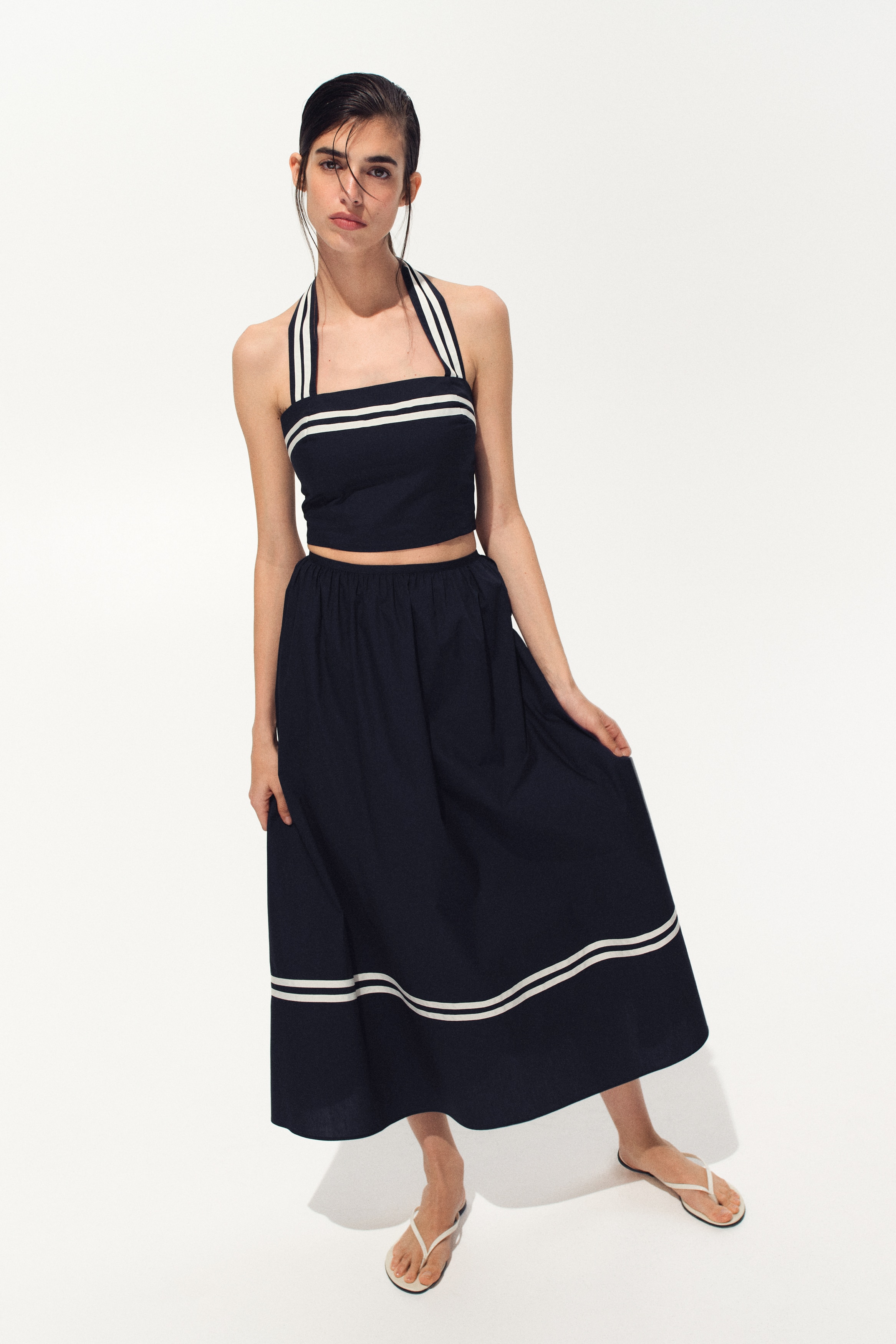 Midirok - Loose FitModel