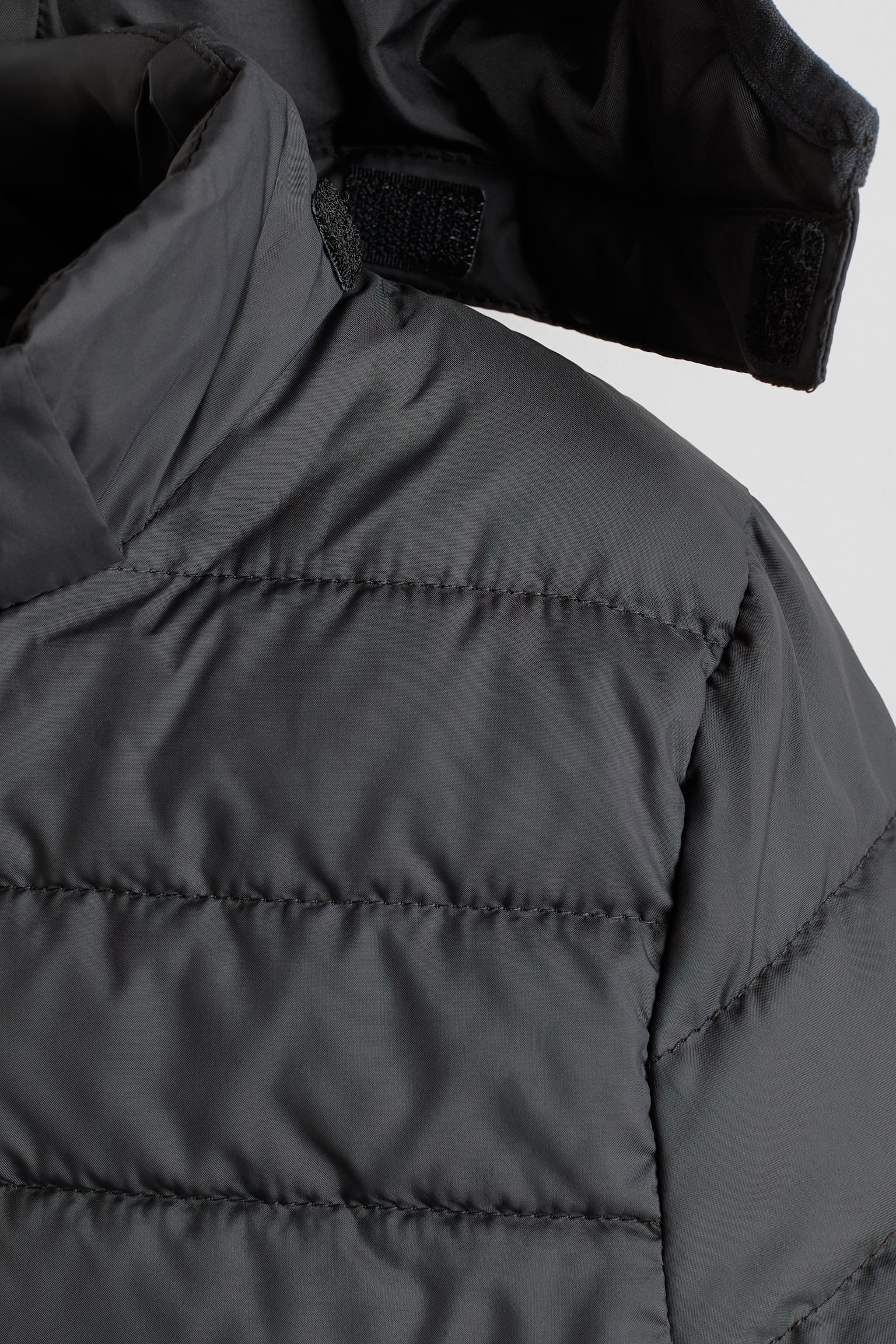 Детская куртка H&M Water-repellent Puffer, цвет: Чёрный — фото 3