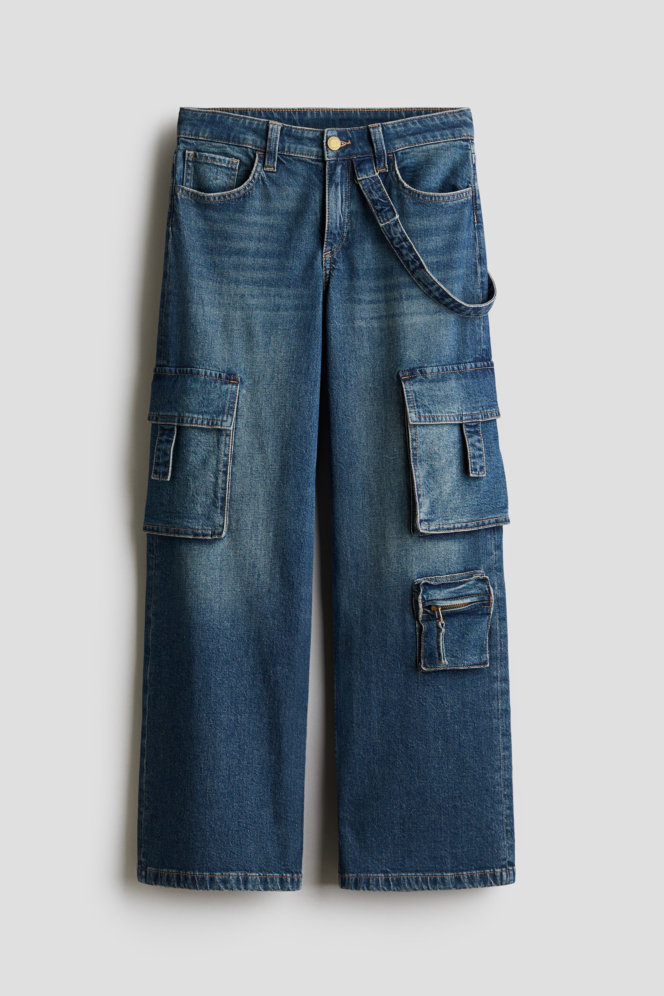 Wide Leg Cargo Jeans