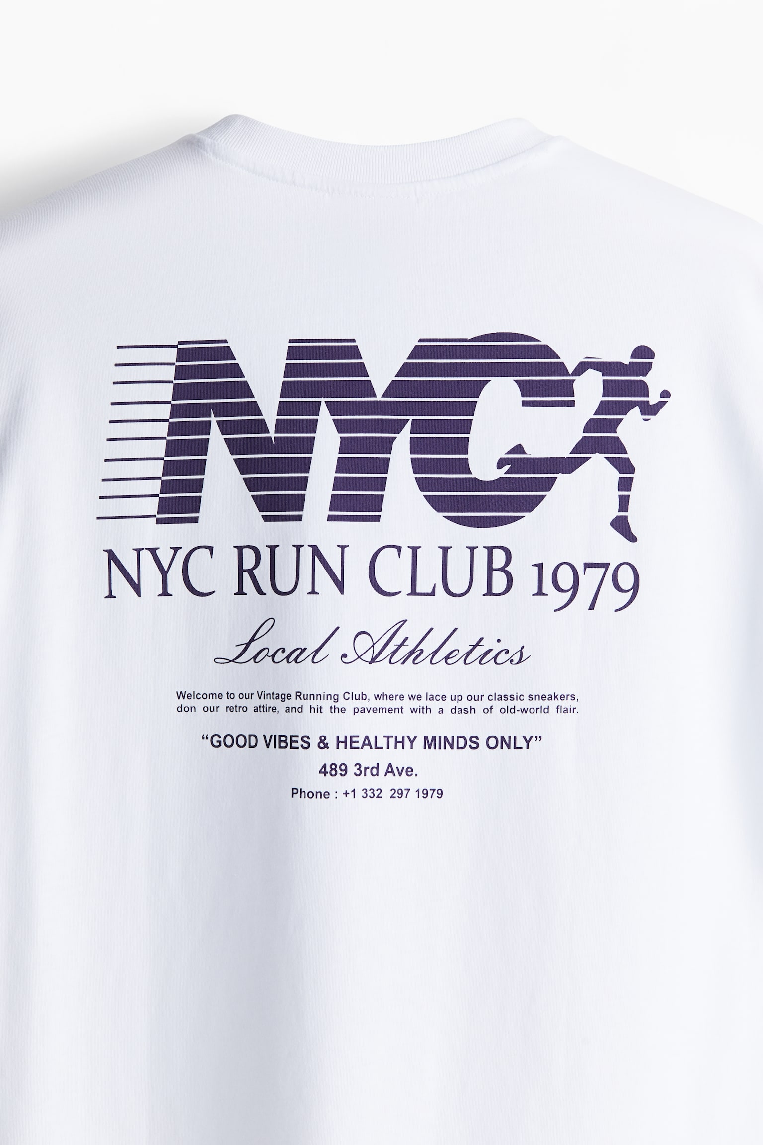 Camiseta con motivo estampado Loose Fit - Blanco/NYC Run Club/Negro/Keep your friends close/Blanco/Less is More/Blanco/Flores/Negro/Brothers/Crema/Visions/White/Chaos Reigns/Negro/Girasoles/Blanco/Aesthetically pleasing/Negro/Fortuna/Negro/Rana/Crema/Balance Focus/Blanco/Mortazza/Blanco/Negro/Quick Sips/Crema/Grand Leon Hotel/Blanco/Holidays/Negro/Saint Louis/Blanco/One winner/Negro/Worldwide dreamers/Marrón oscuro/Peer Peepz/Blanco/Good times/Blanco/Nostalgia/Blanco/Good Vibes Burger/Blanco/Aura Artist House/Beige claro/Riddance/Negro/Palmera/Beige grisáceo/Imagine - 5