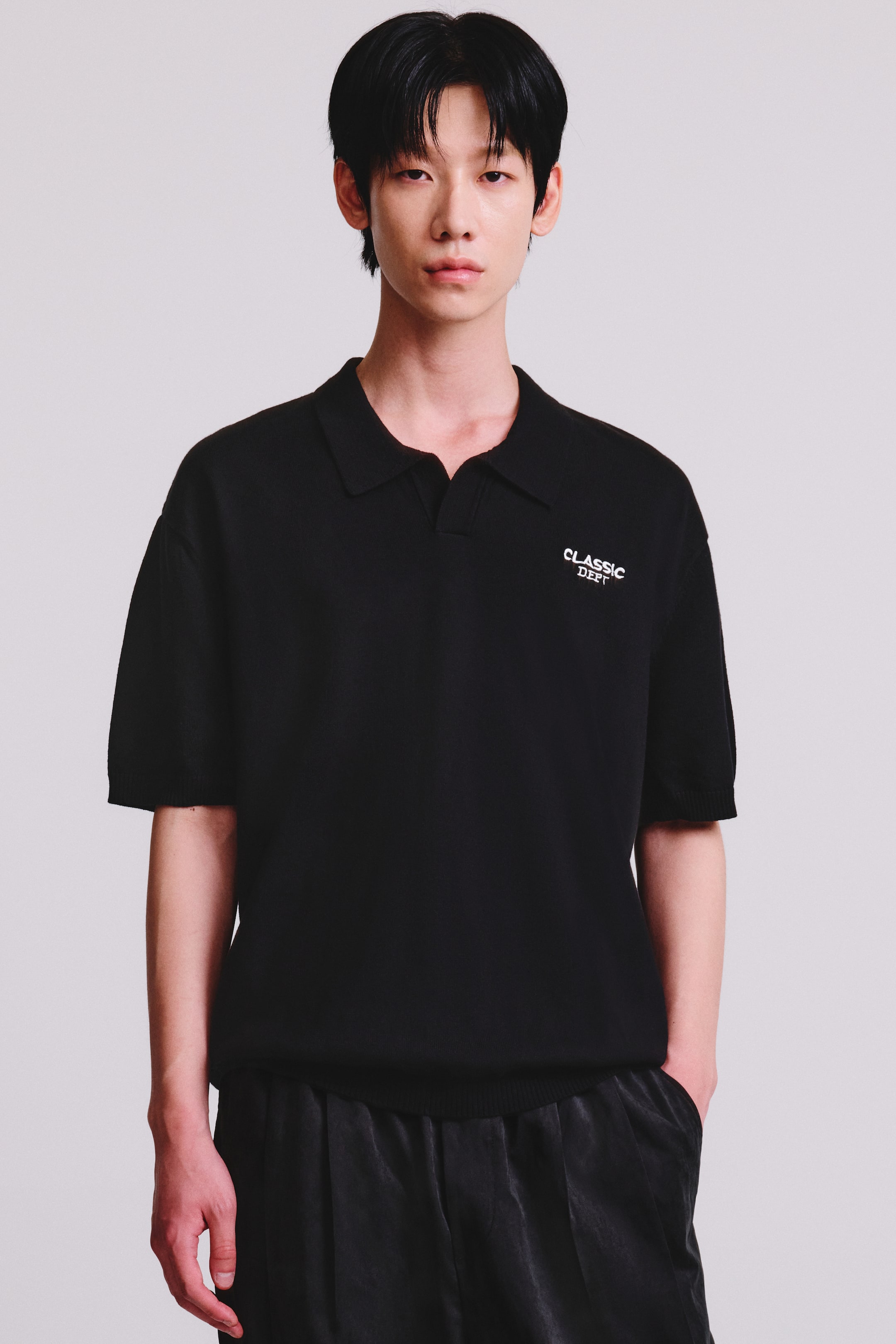 View larger image: Loose Fit Knitted polo shirt - Black - Men | H&M 1