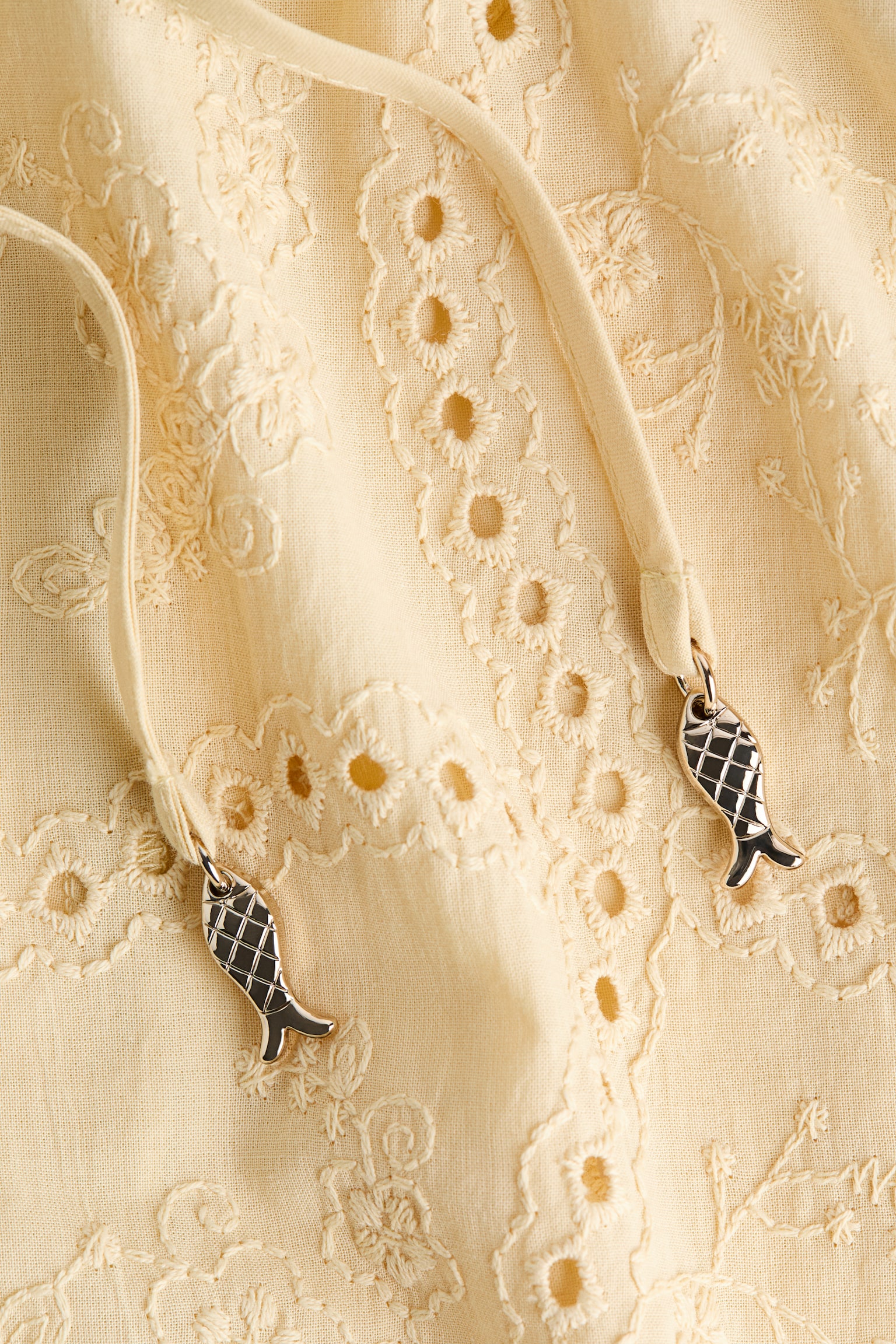 Eyelet-Embroidered Drawstring Shorts - Light yellow/Burnt orange - 3