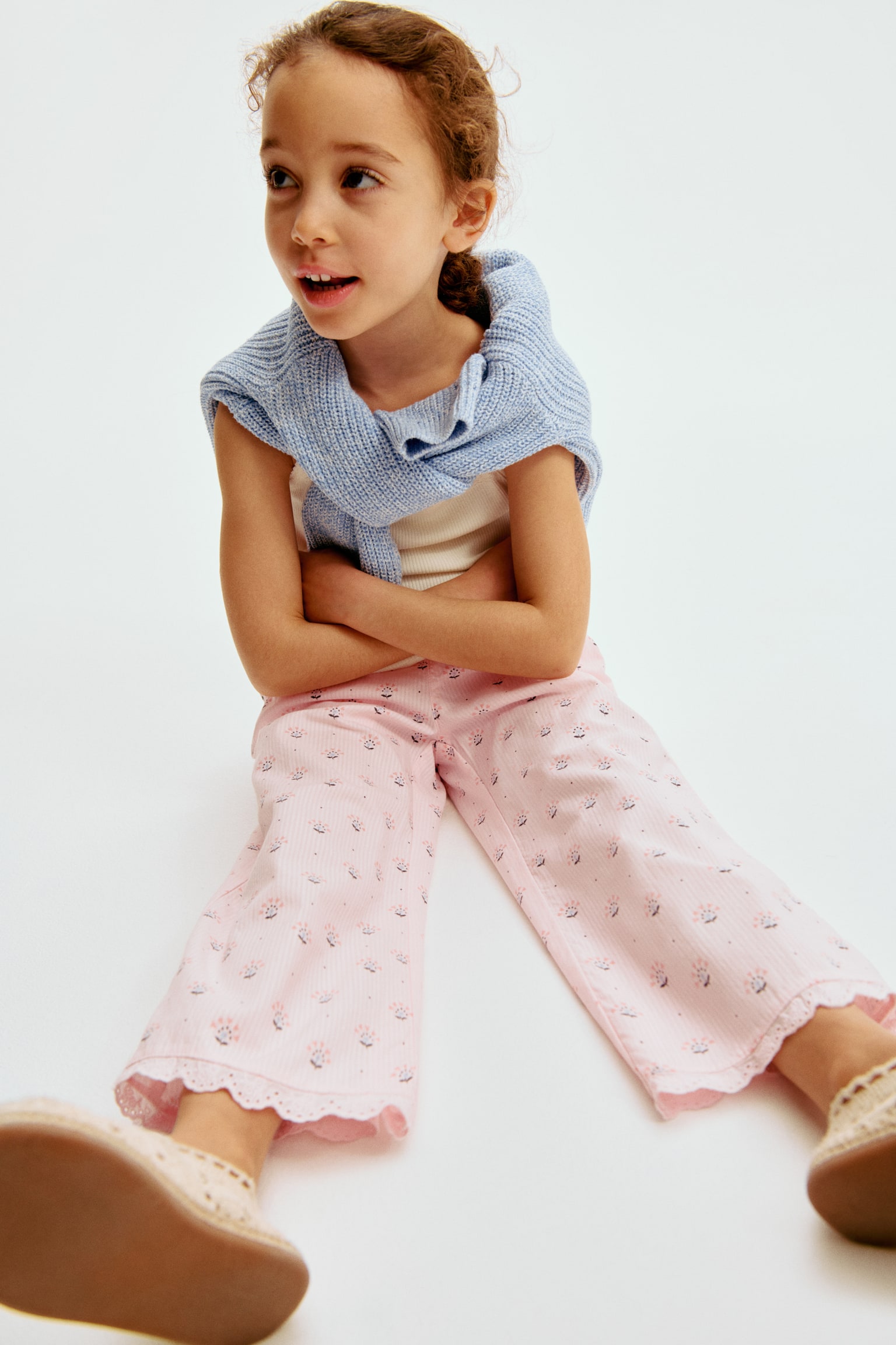Lace-trimmed seersucker trousers - 6