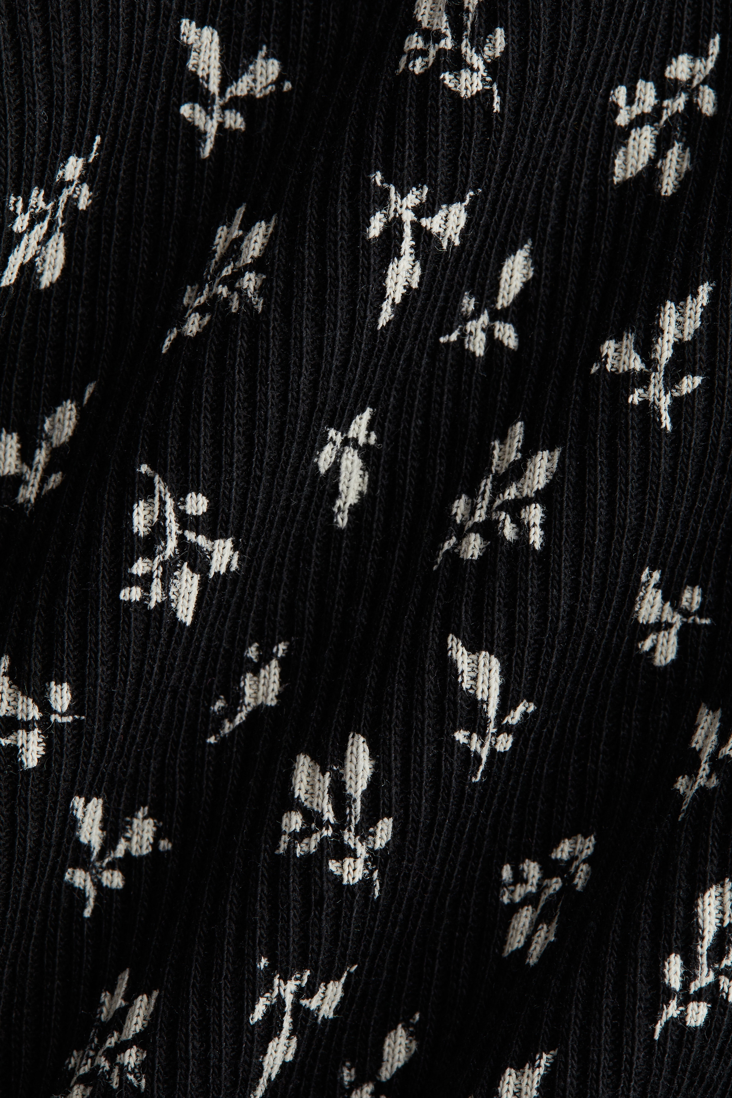 Ribbed boat-neck top