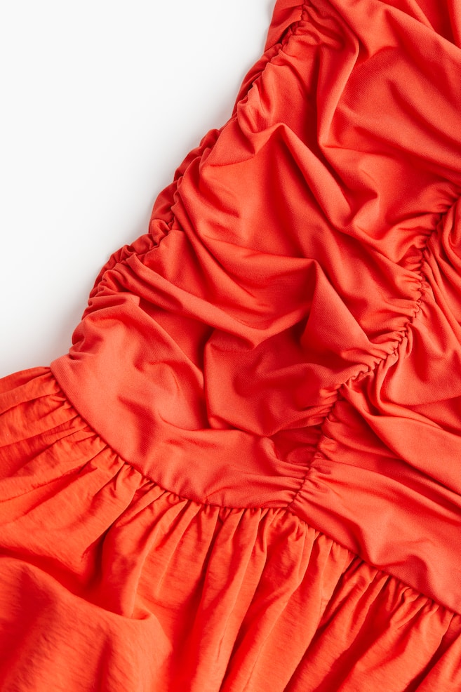 Schulterfreies Kleid mit Ballonrock - Rot - 4