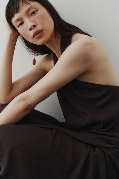 Twist-detail halterneck dress