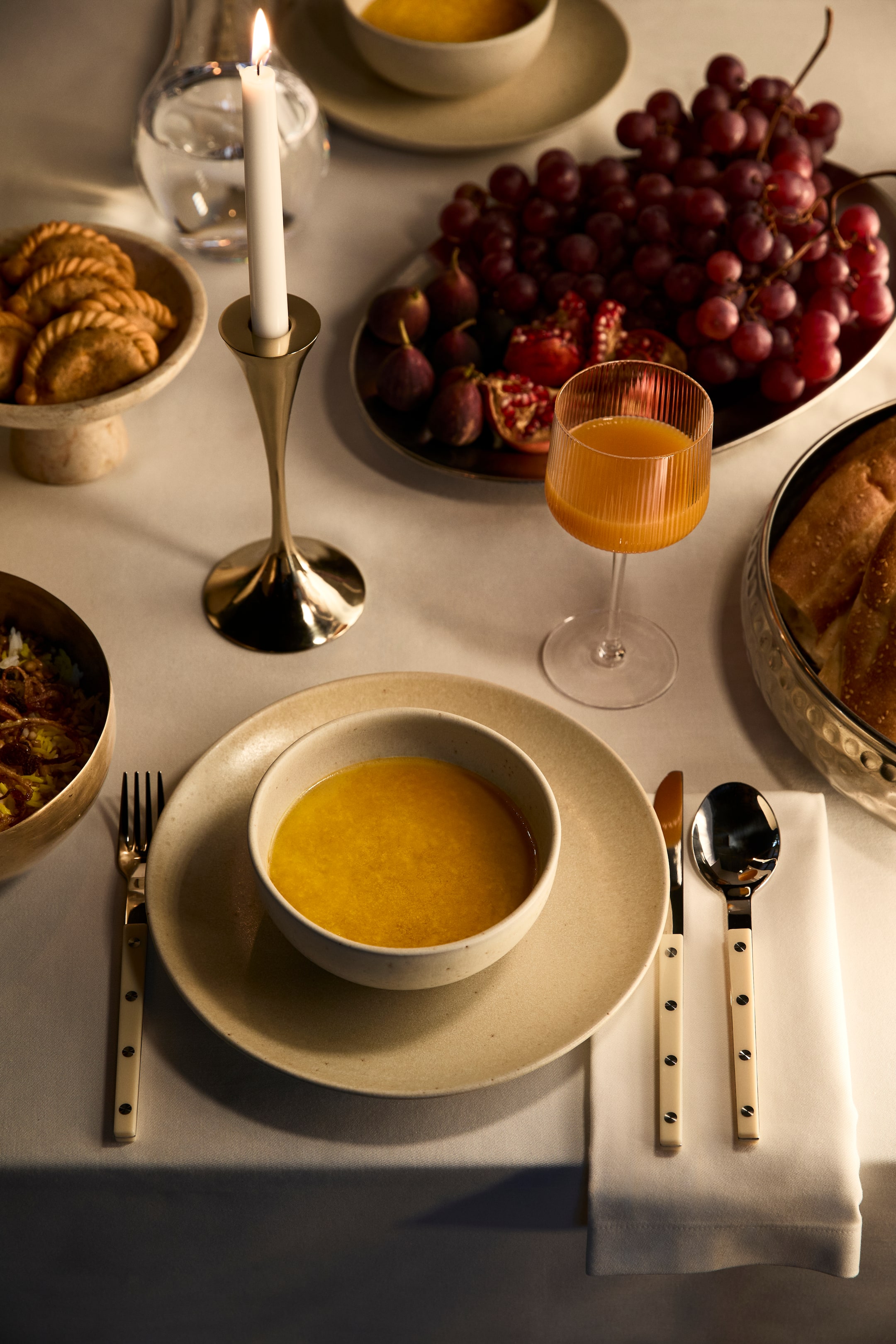 Prikaži veću sliku: Mali metalni svećnjak - Zlatna boja - Home All | H&M RS 1