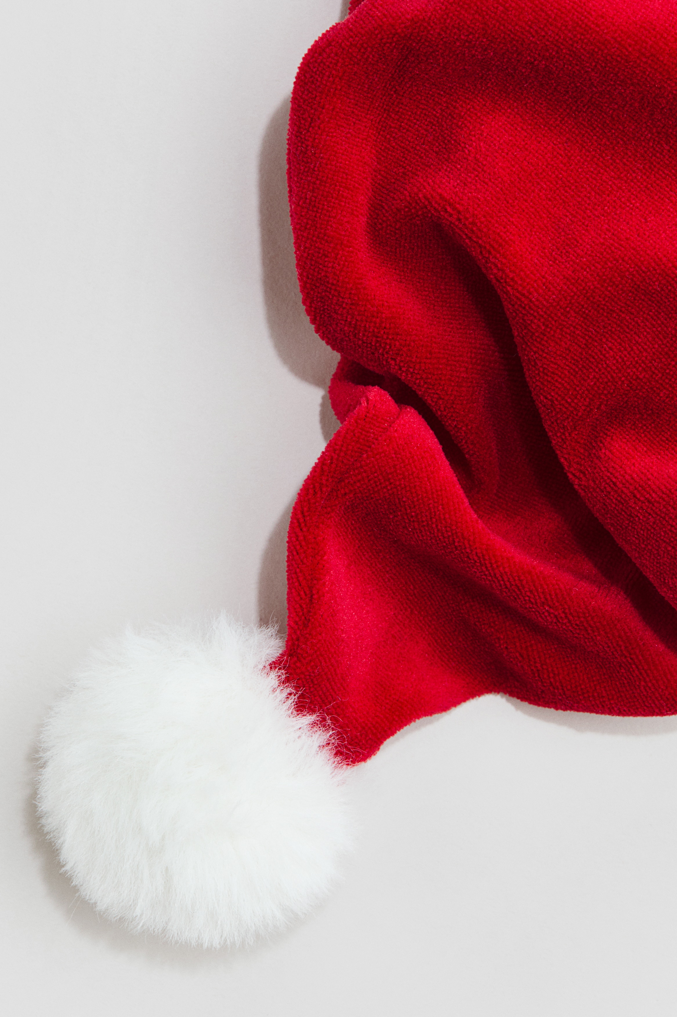 Ccinee cappello di Babbo Natale per bambini, cappello di Babbo Natale in velluto peluche rosso per decorazione domestica feste, confezione da 2