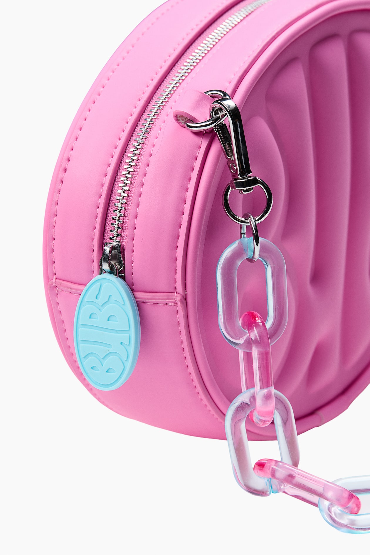 Embossed makeup bag - image 3