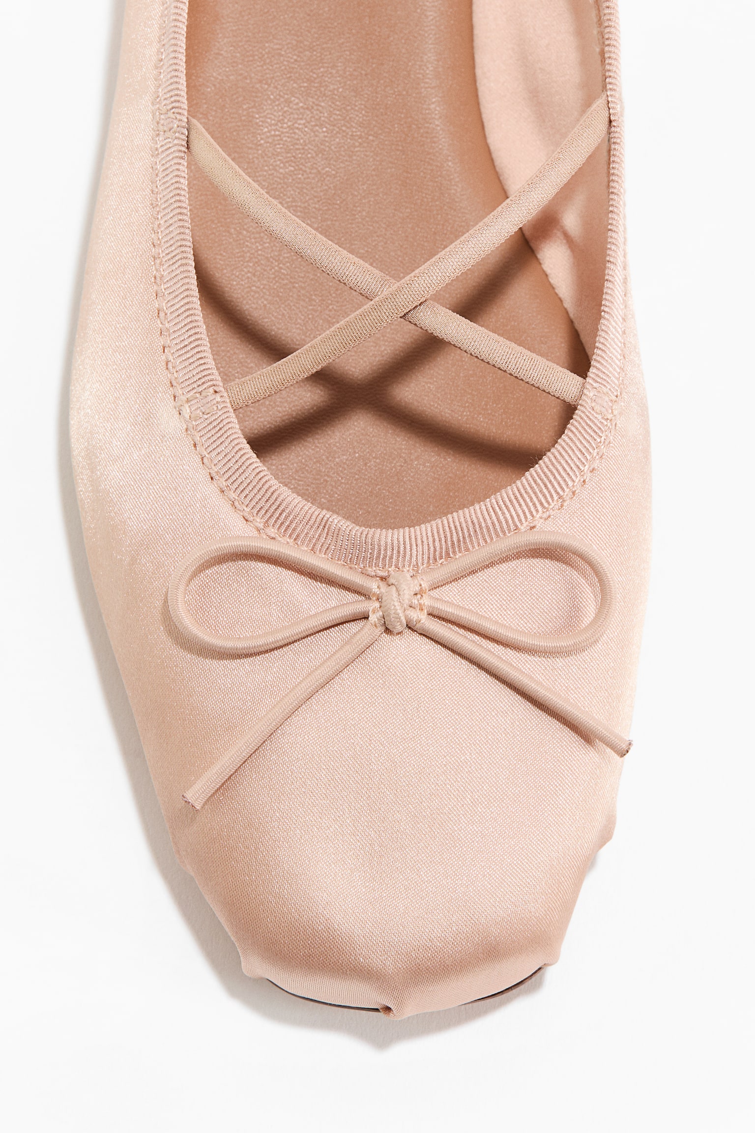 Женские балетки H&M Satin Ballet Flats, цвет: Пудровый розовый — фото 4