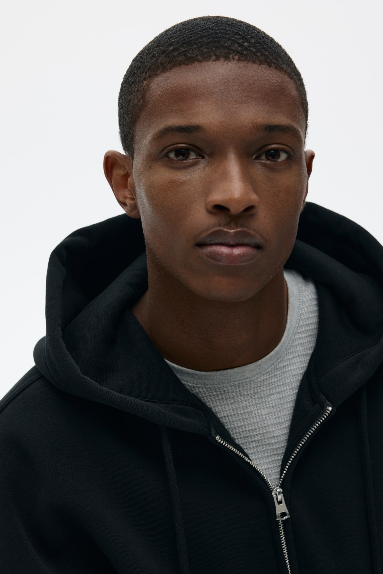 קפוצ'ון עם רוכסן Oversized Fit - שחור/אפור מלאנז' - 5