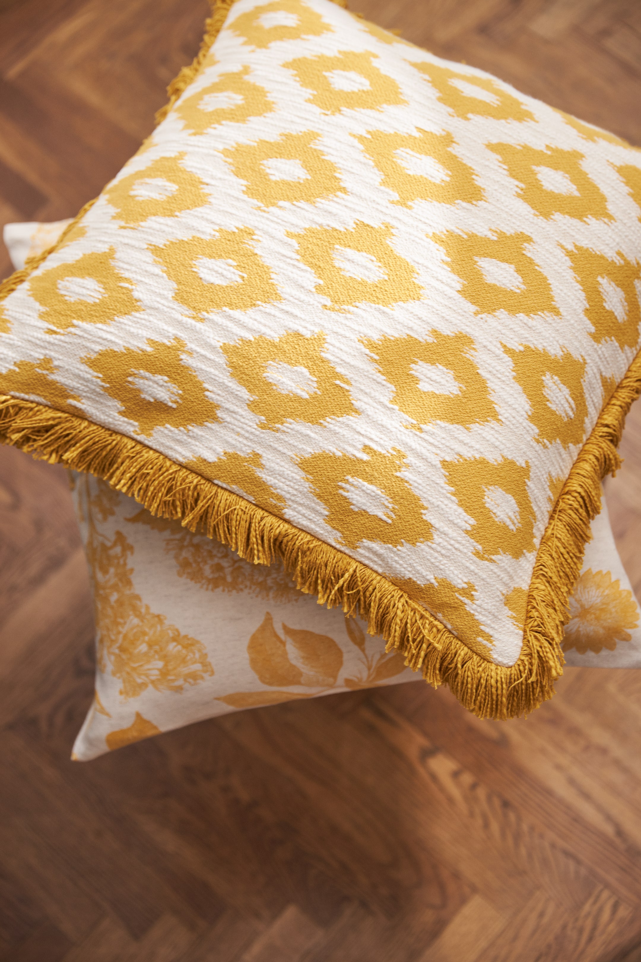 Jacquard-weave Cushion Cover - Mustard yellow/patterned - Home All | H&M US