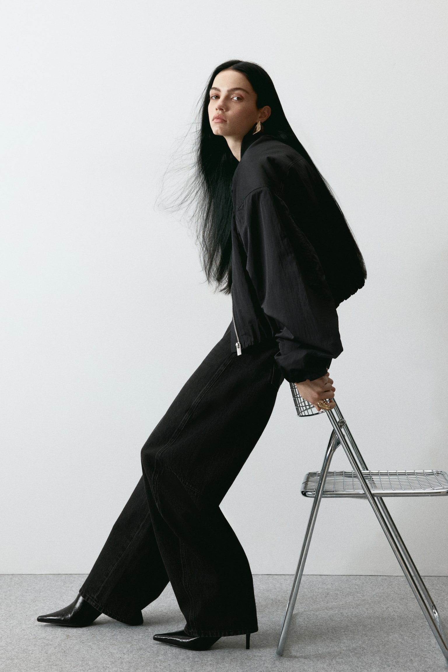 Barrel Leg High Waist Jeans - Ausgewaschenes Schwarz/Denimblau/Hellgraumeliert - 3