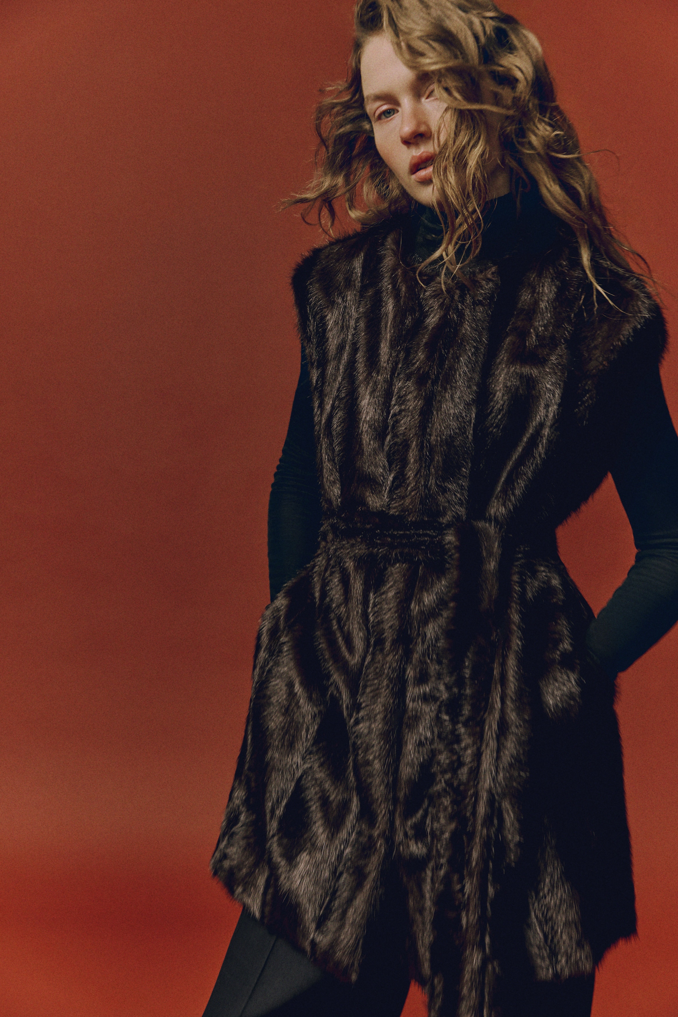 Gilet con cintura da annodare - Marrone scuro