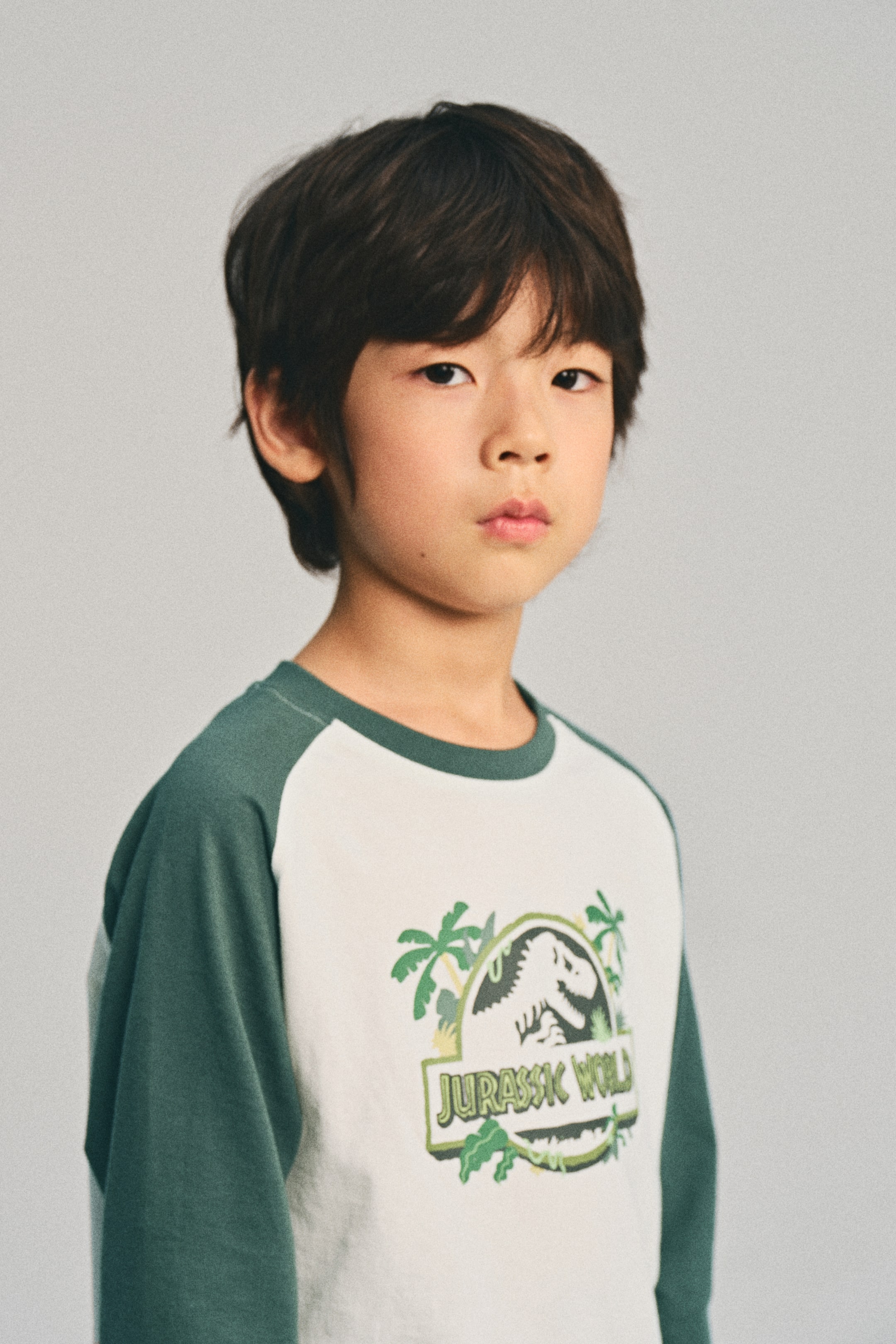 이미지 확대 보기: 프린트 롱 슬리브 티셔츠 - 그린/쥬라기 월드 - Kids | H&M KR 3