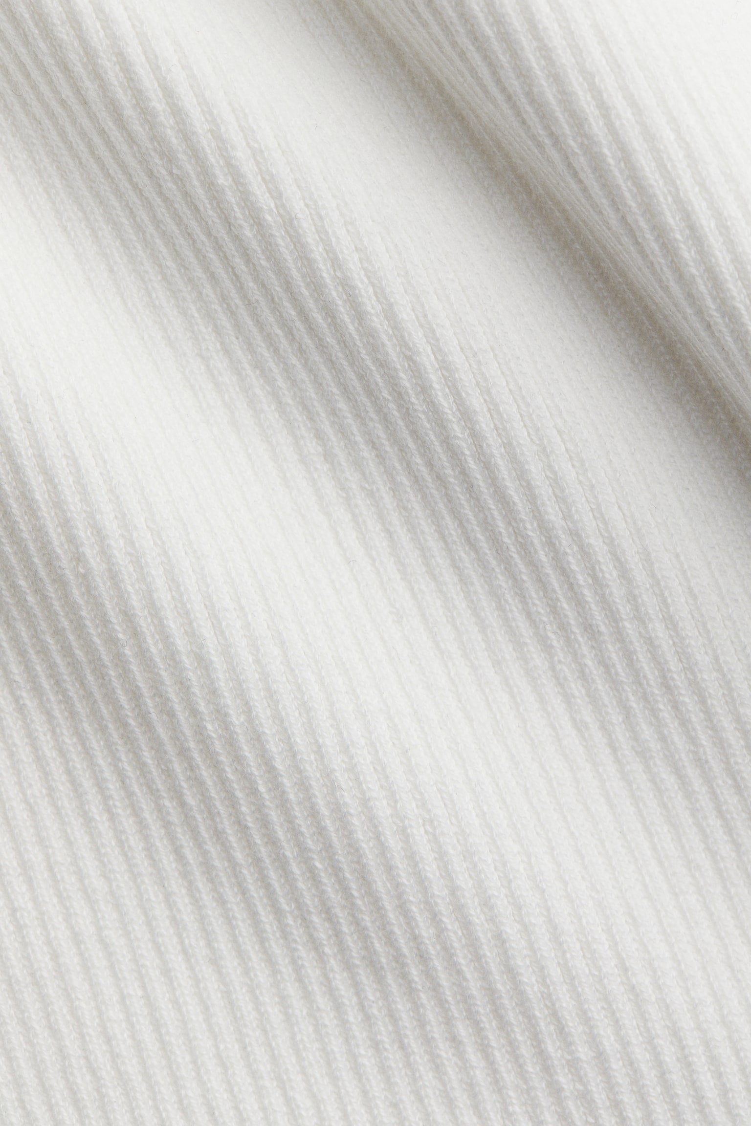 Женское платье H&M Ribbed Off-the-Shoulder, цвет: Белый — фото 2