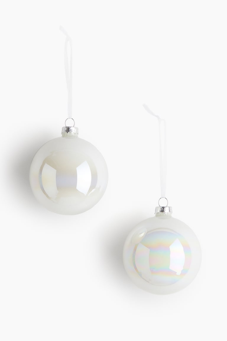 2-pack glass baubles