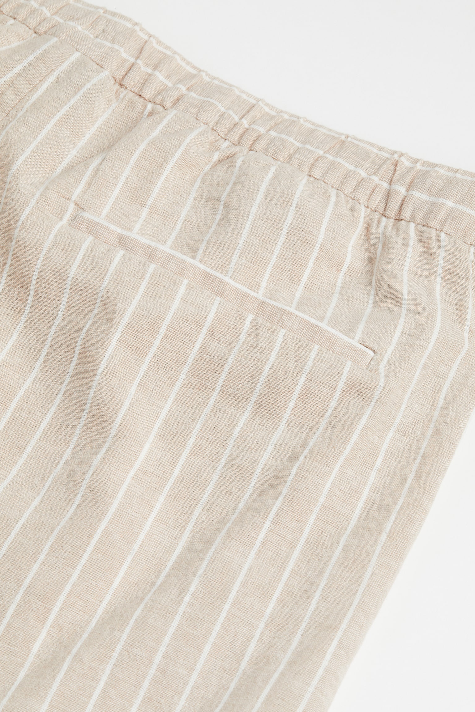 Regular Fit Shorts - Beige/Pinstripe/Light beige/Light grey/Light brown/Sage green/Cream/Pinstripe/Black/White/Navy blue - 2