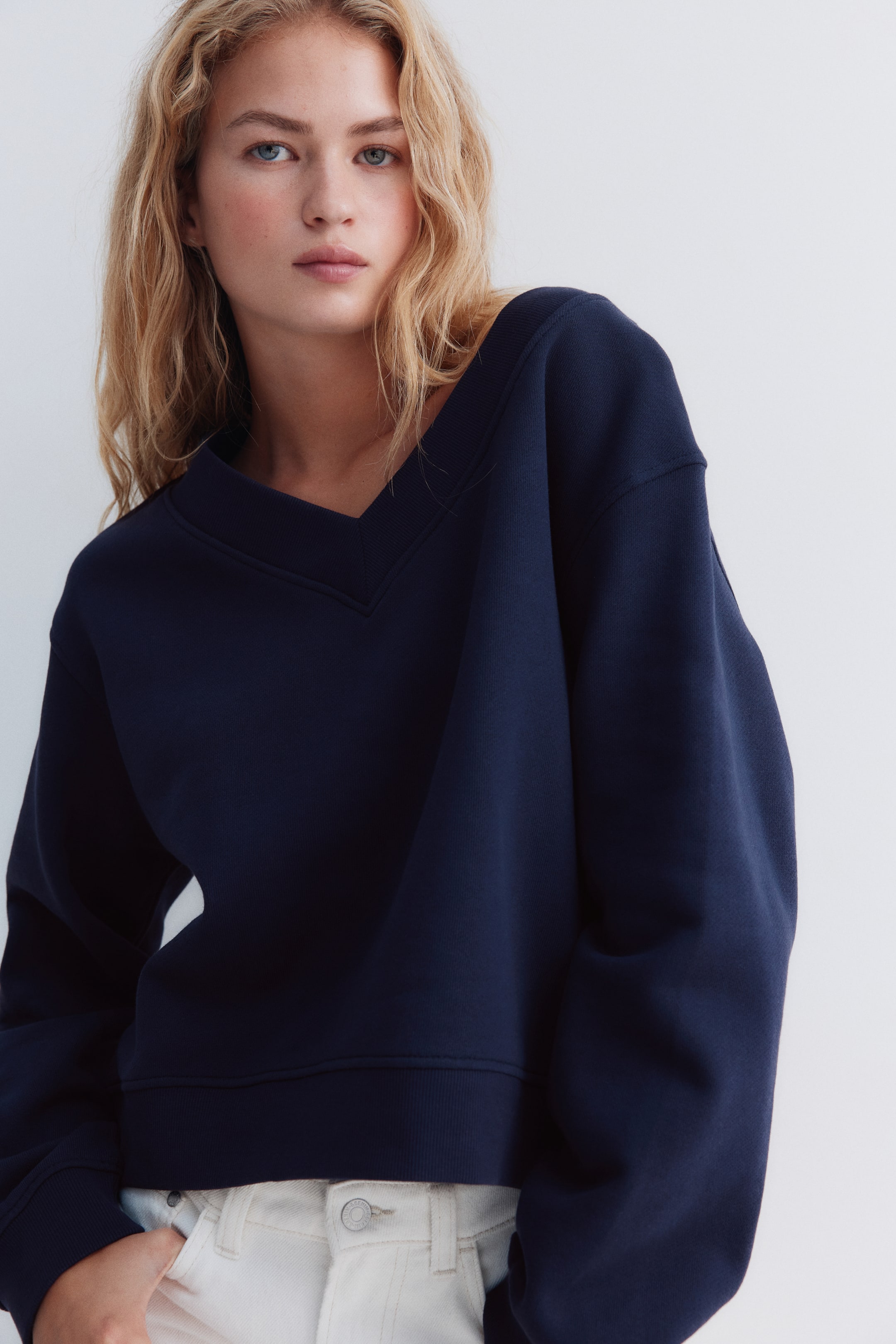 View larger image: V-neck sweatshirt - Navy blue - Ladies | H&M IE 1