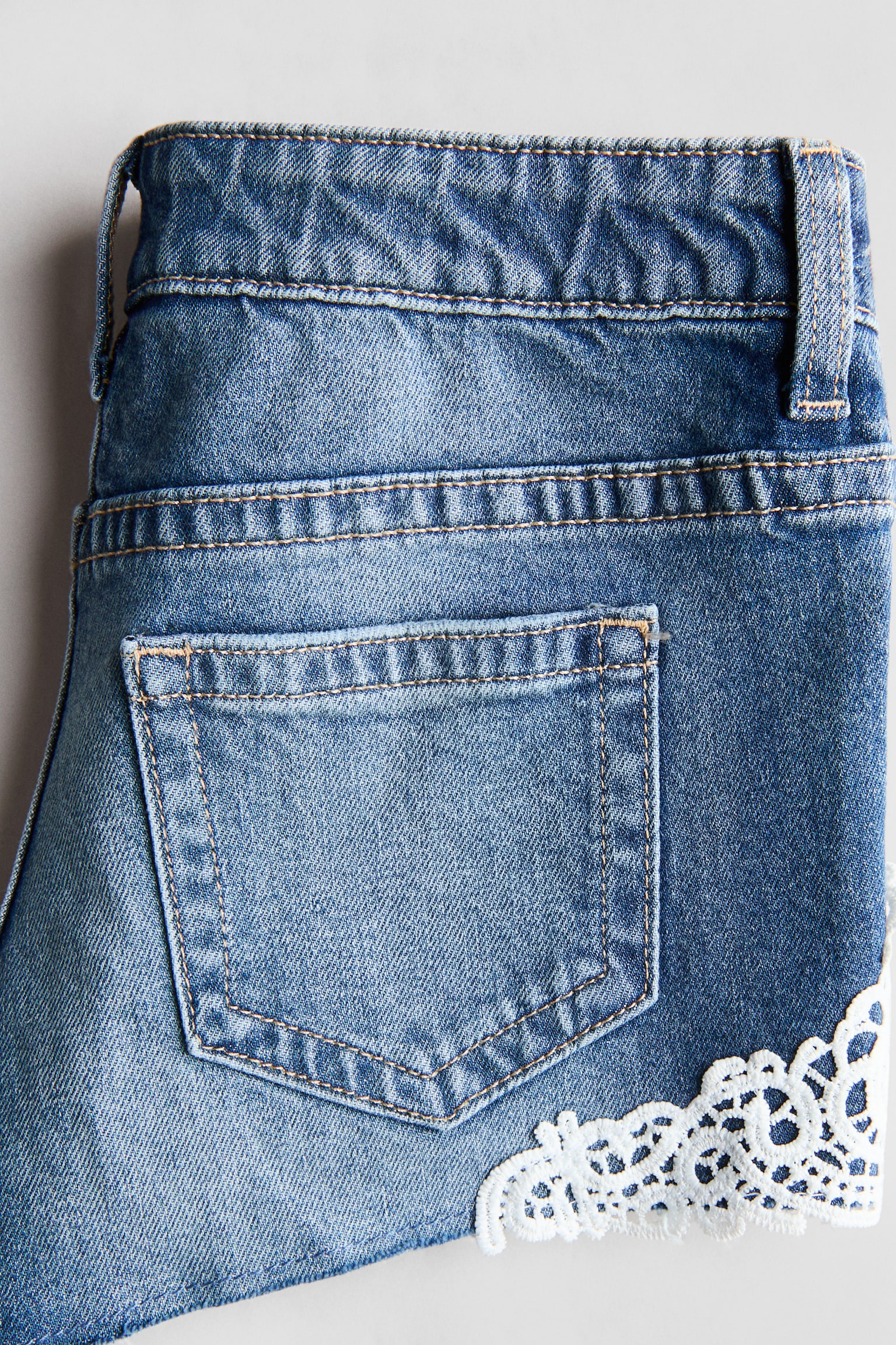 Детские шорты H&M Denim, цвет: Джинсовый синий — фото 2