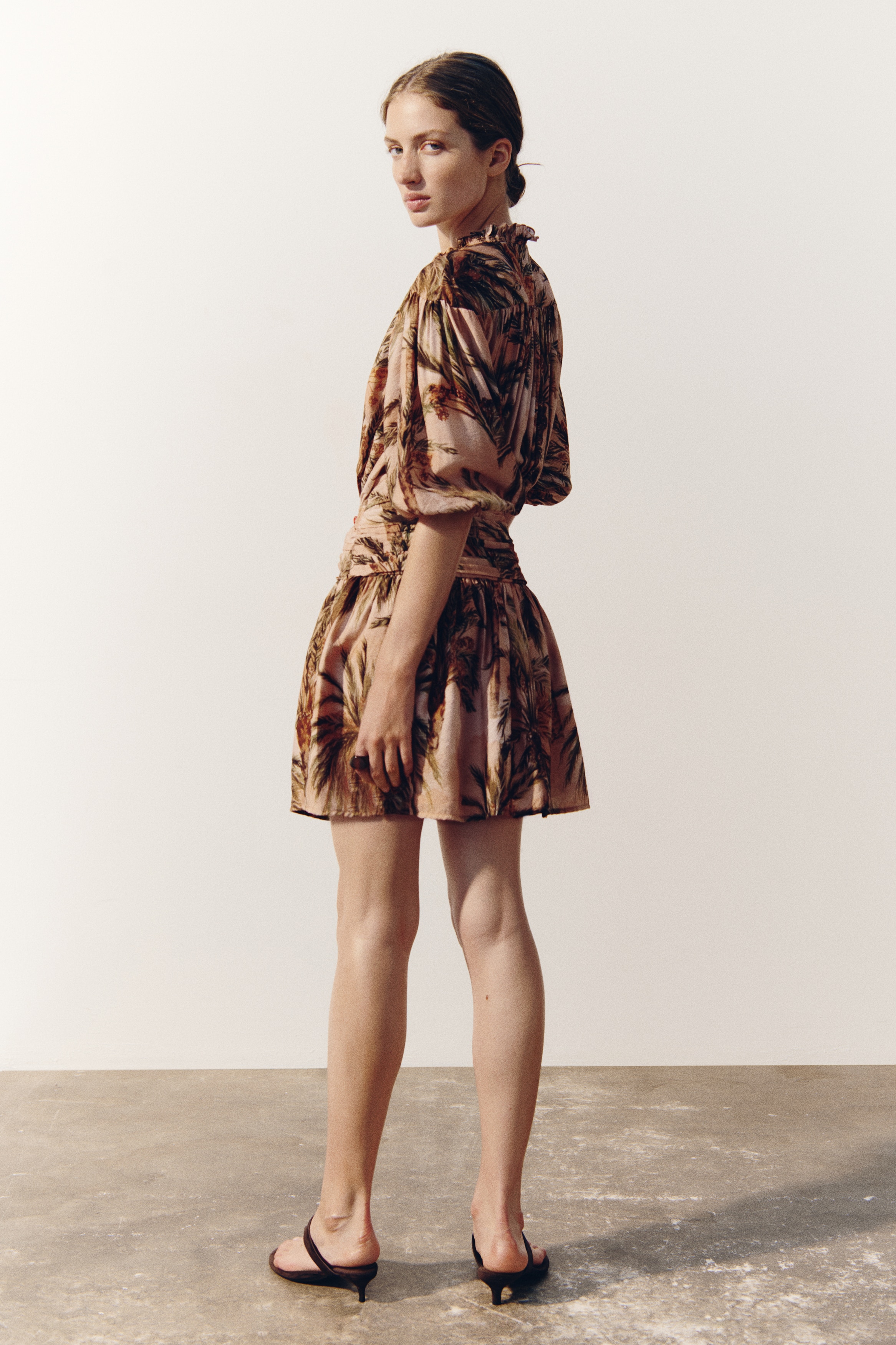 h&m brown ruched dress Ladies - Brown Ruched Linen-Blend Dress - Size: S