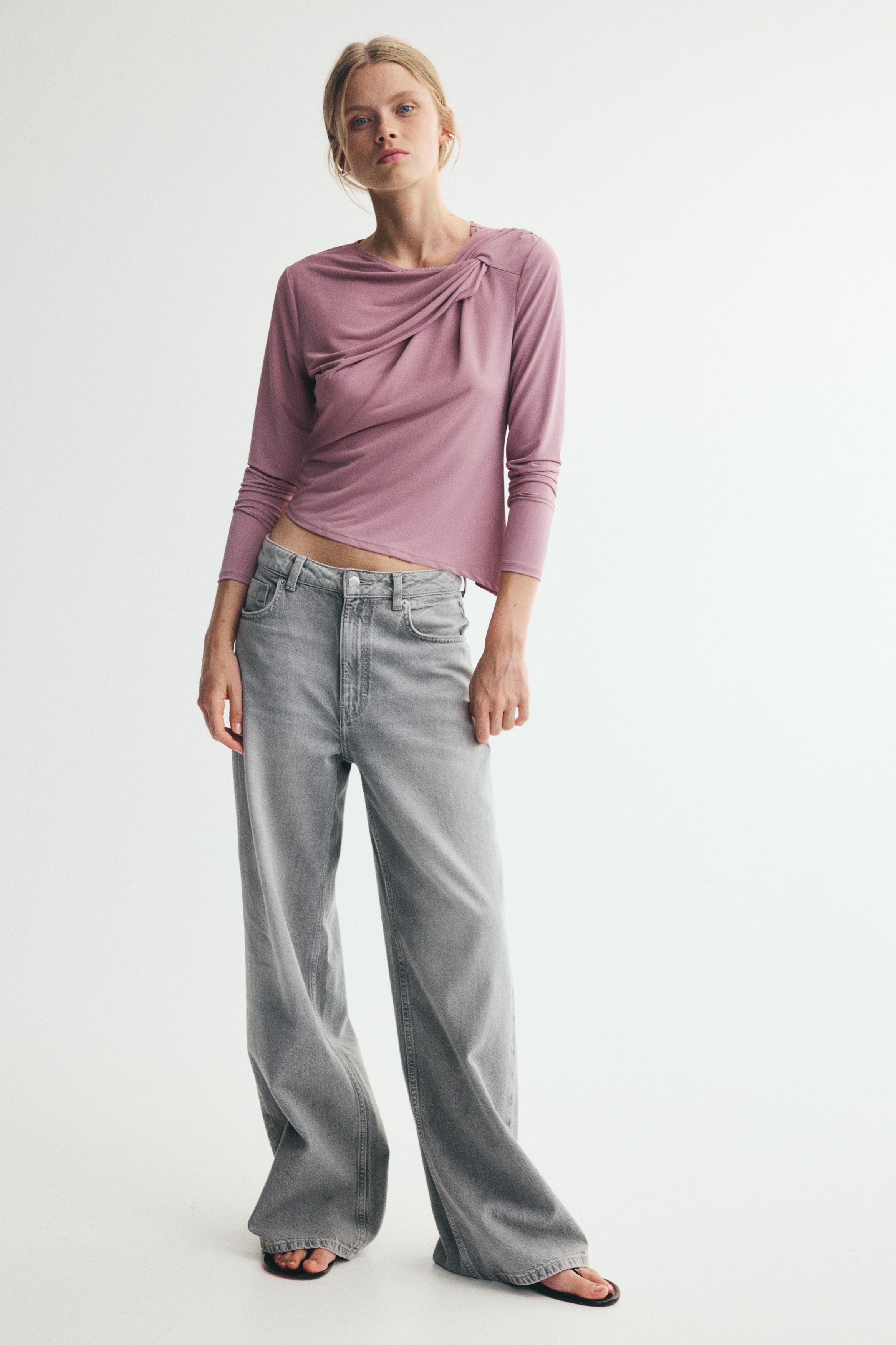Asymmetric twist-detail top - Dusty pink/Dark brown