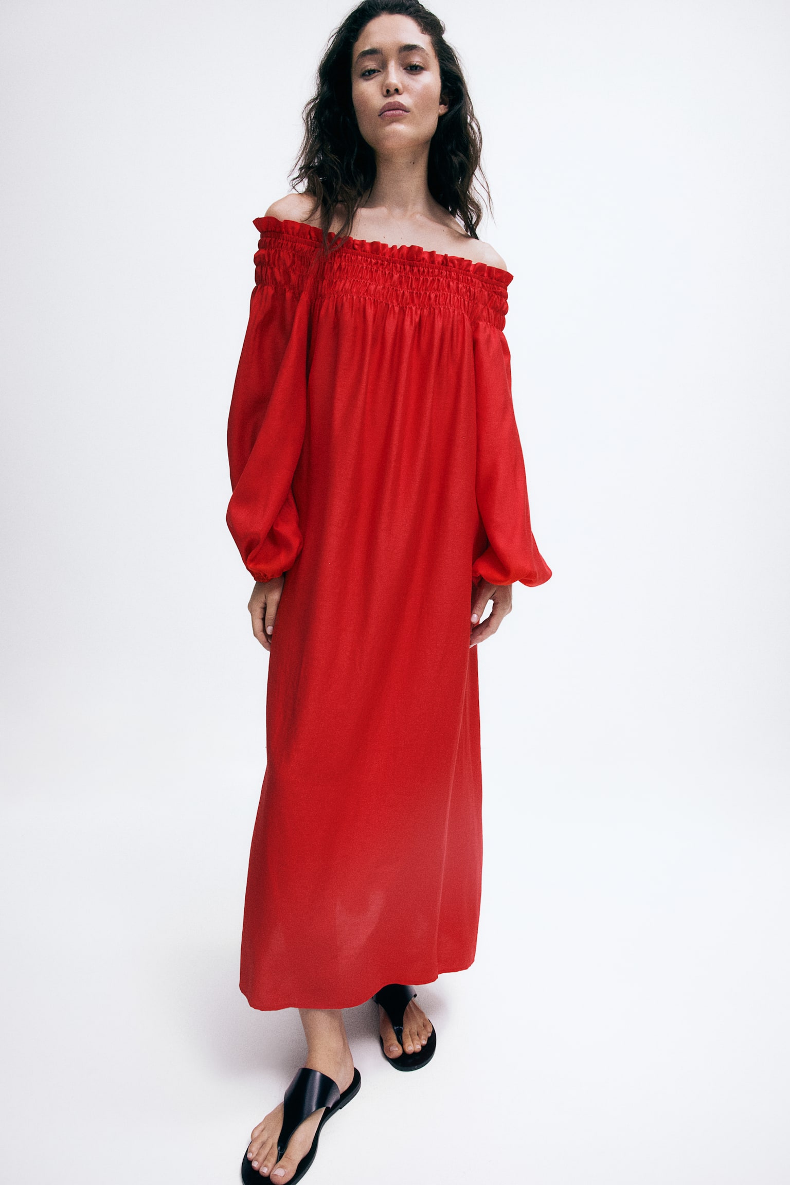 Robe oversize avec épaules nues - Rouge/Noir/motif - 1
