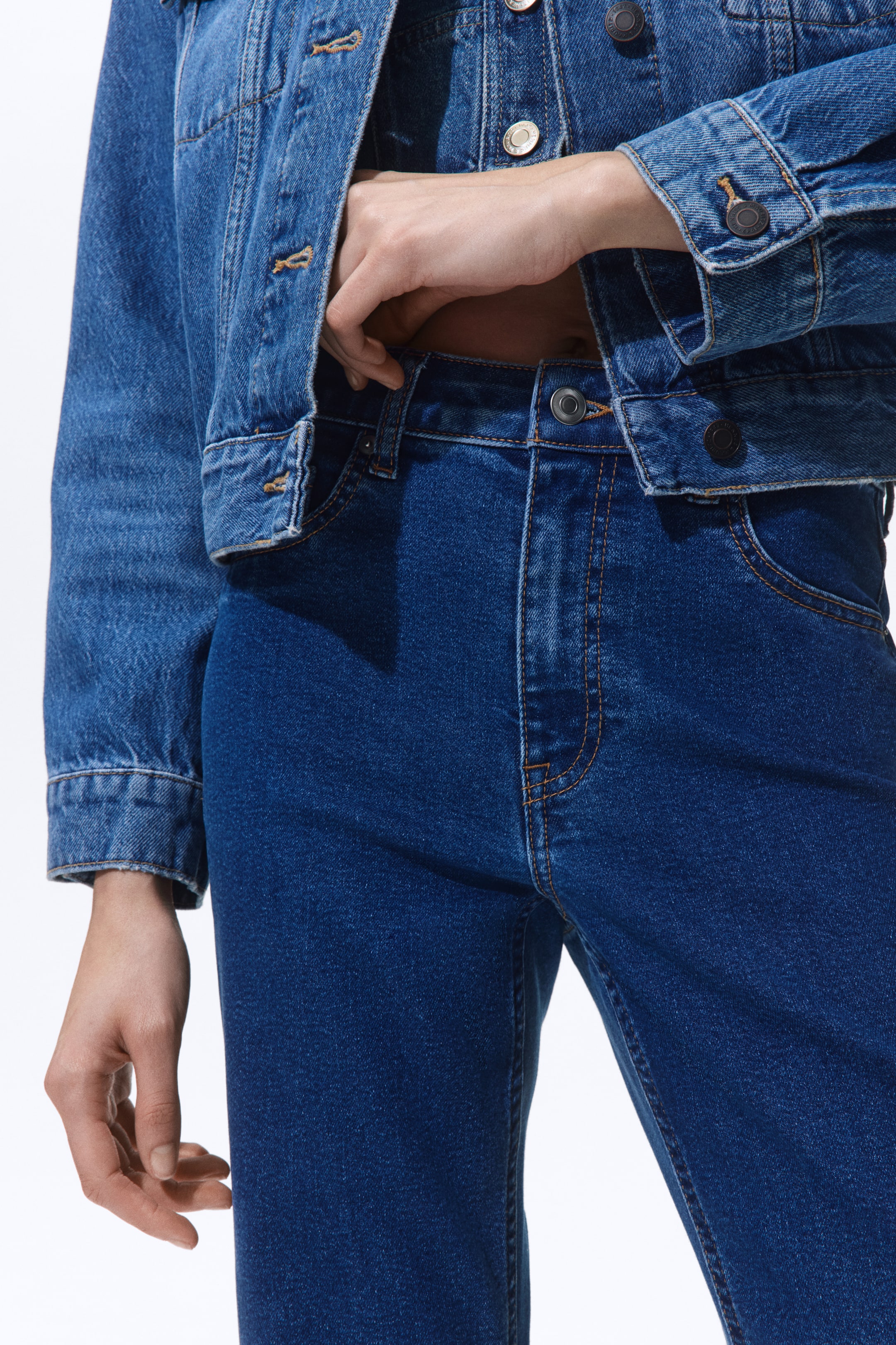 Flared High Jeans