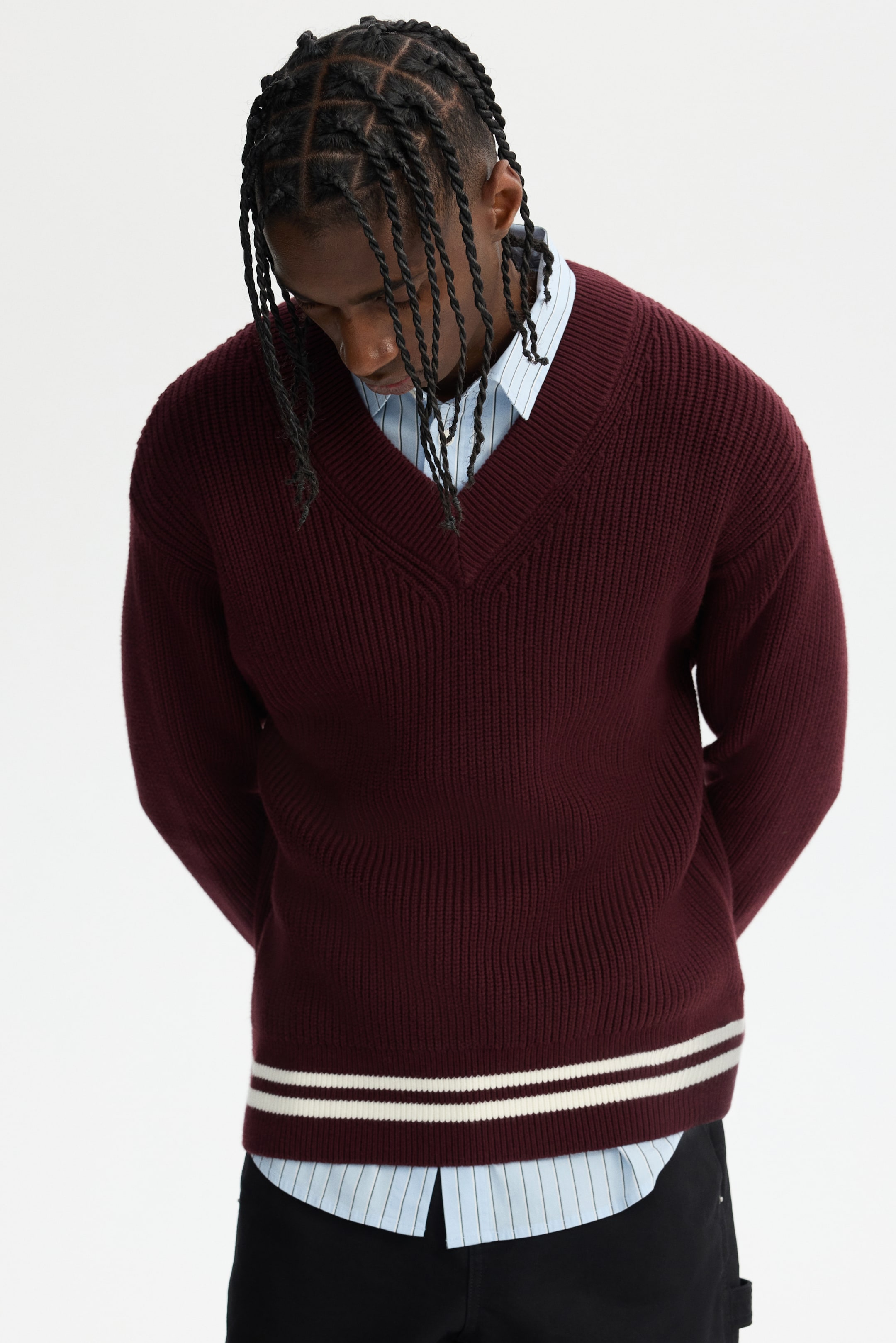 Ver imagen más grande: Jersey en punto de canalé Boxy Fit - Burdeos - HOMBRE | H&M ES 2