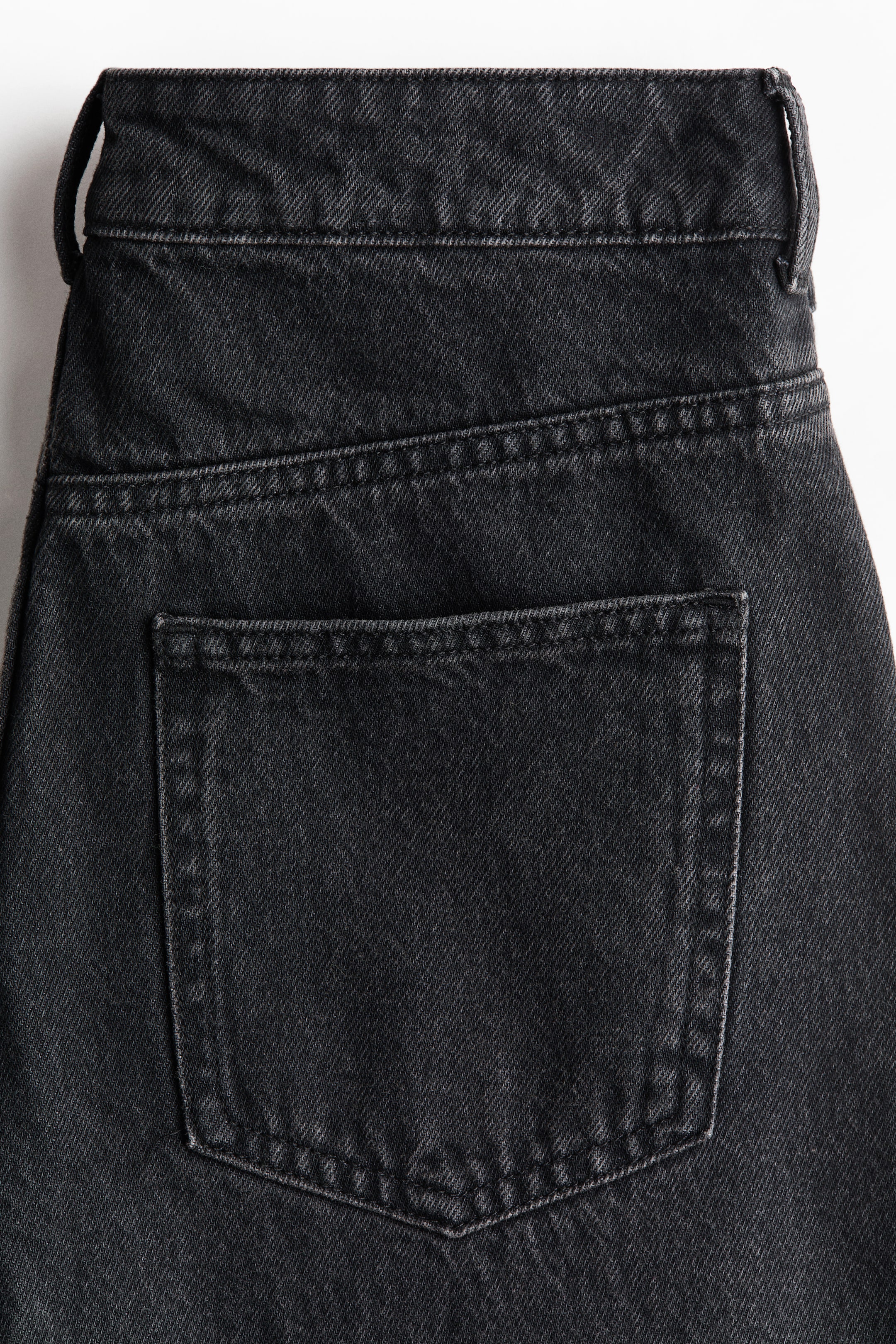 Barrel-Leg High-Waist Jeans