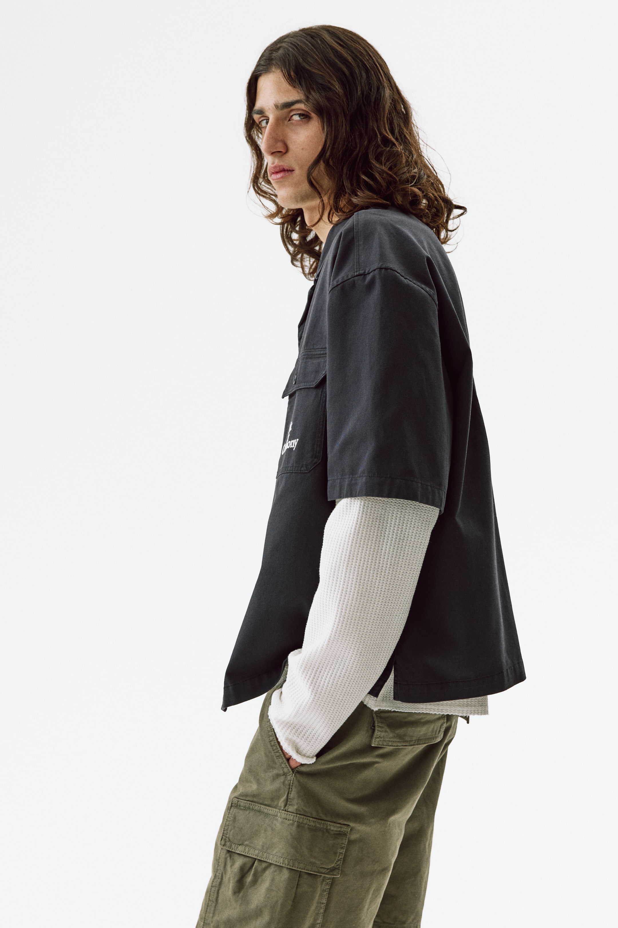 Мужские рубашки H&M Relaxed-Fit Short-Sleeved Utility Shirt — фото 6