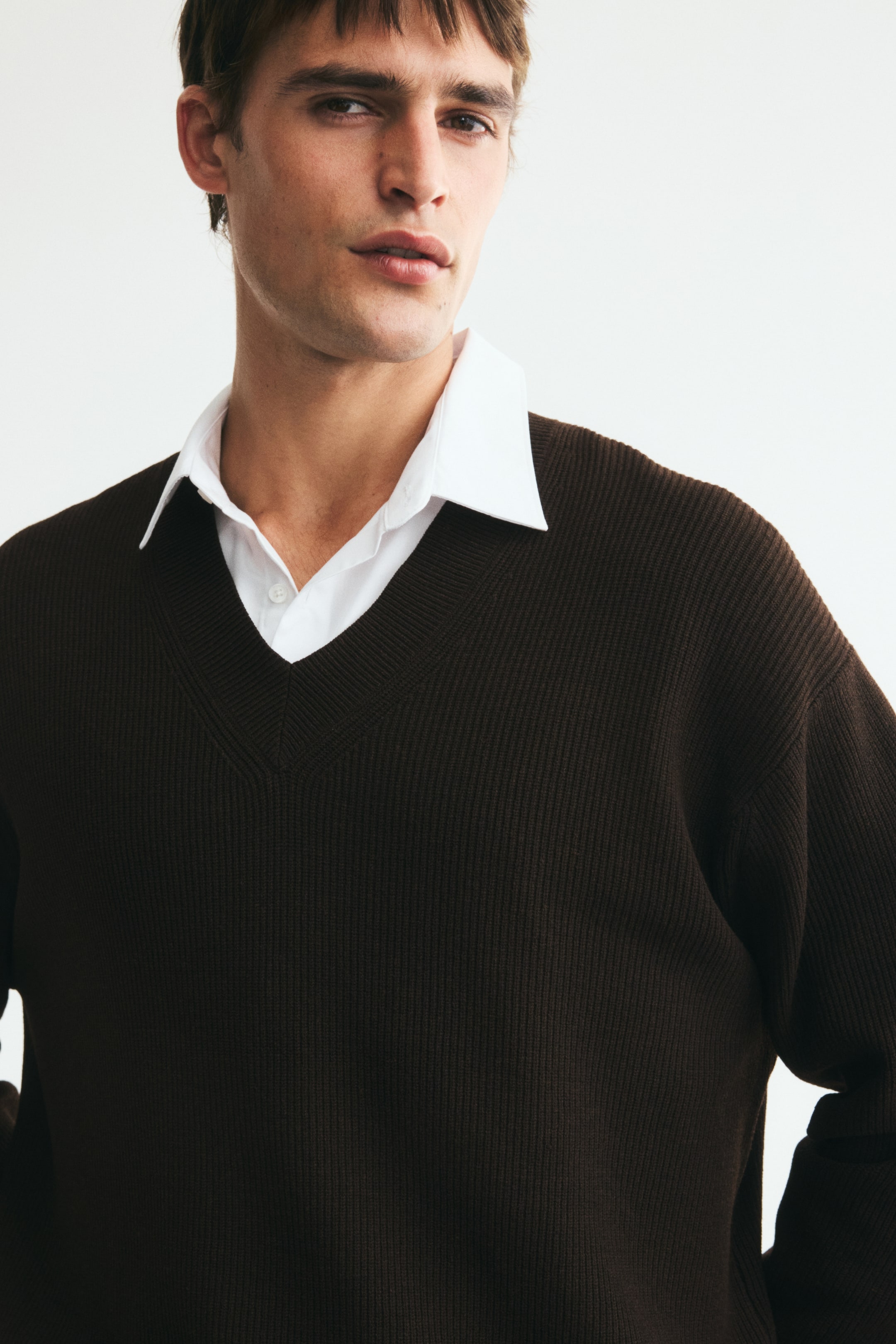 Relaxed-Fit Rib-Knit Sweater