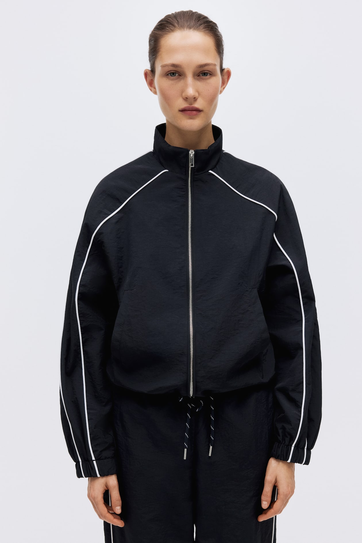 Windbreaker - image 5